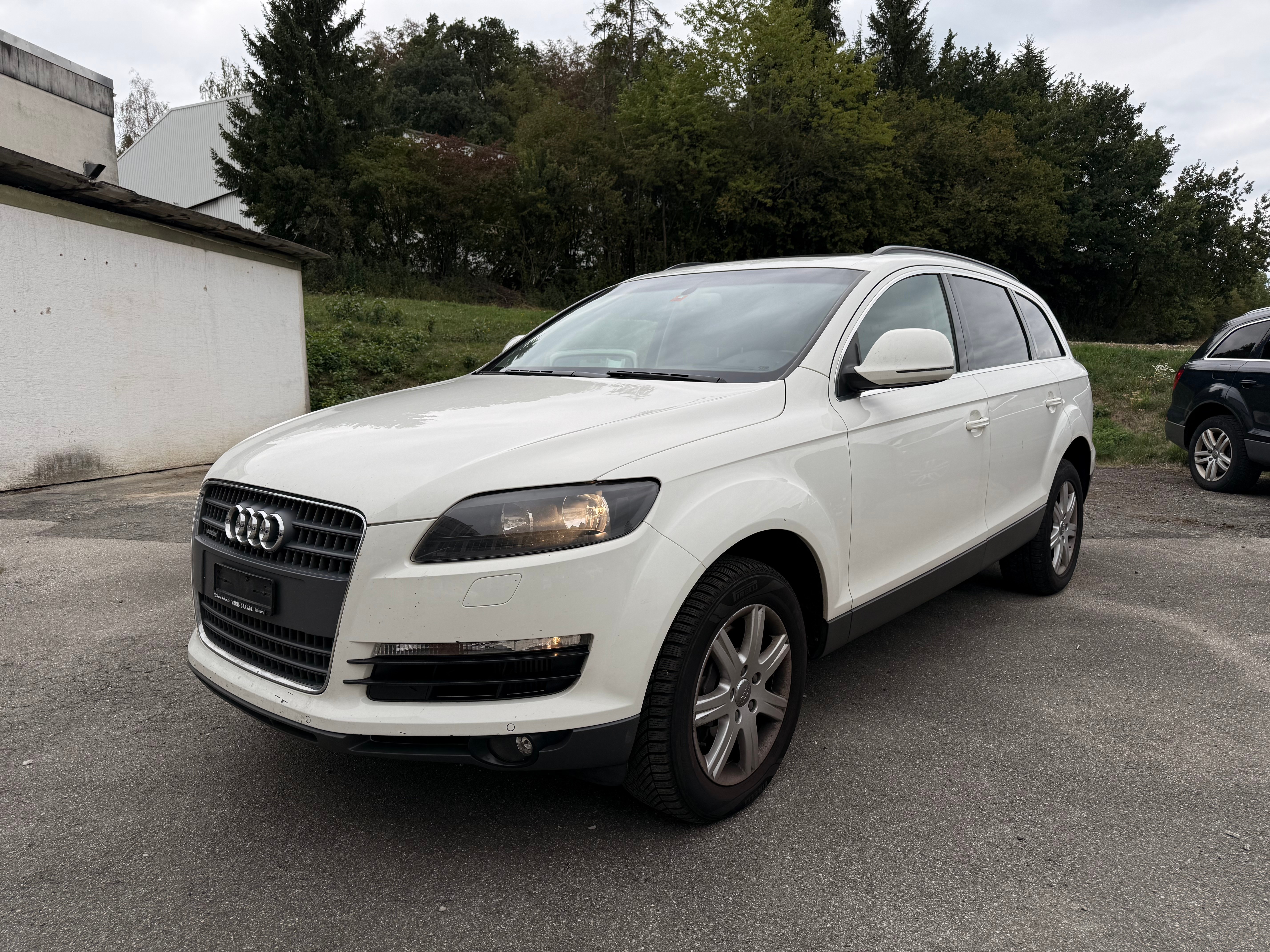 Car photo