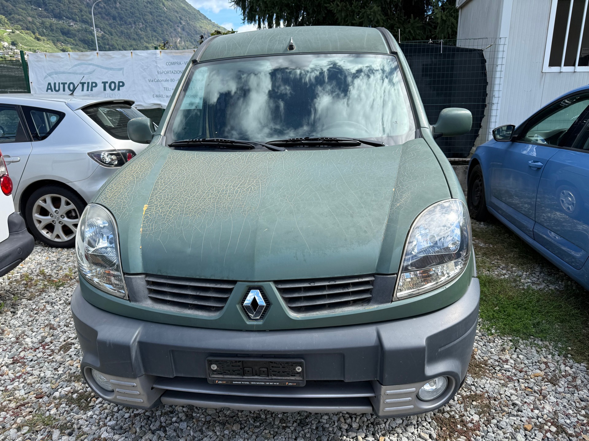 RENAULT Kangoo 1.6 16V Privilège 4x4-image-1