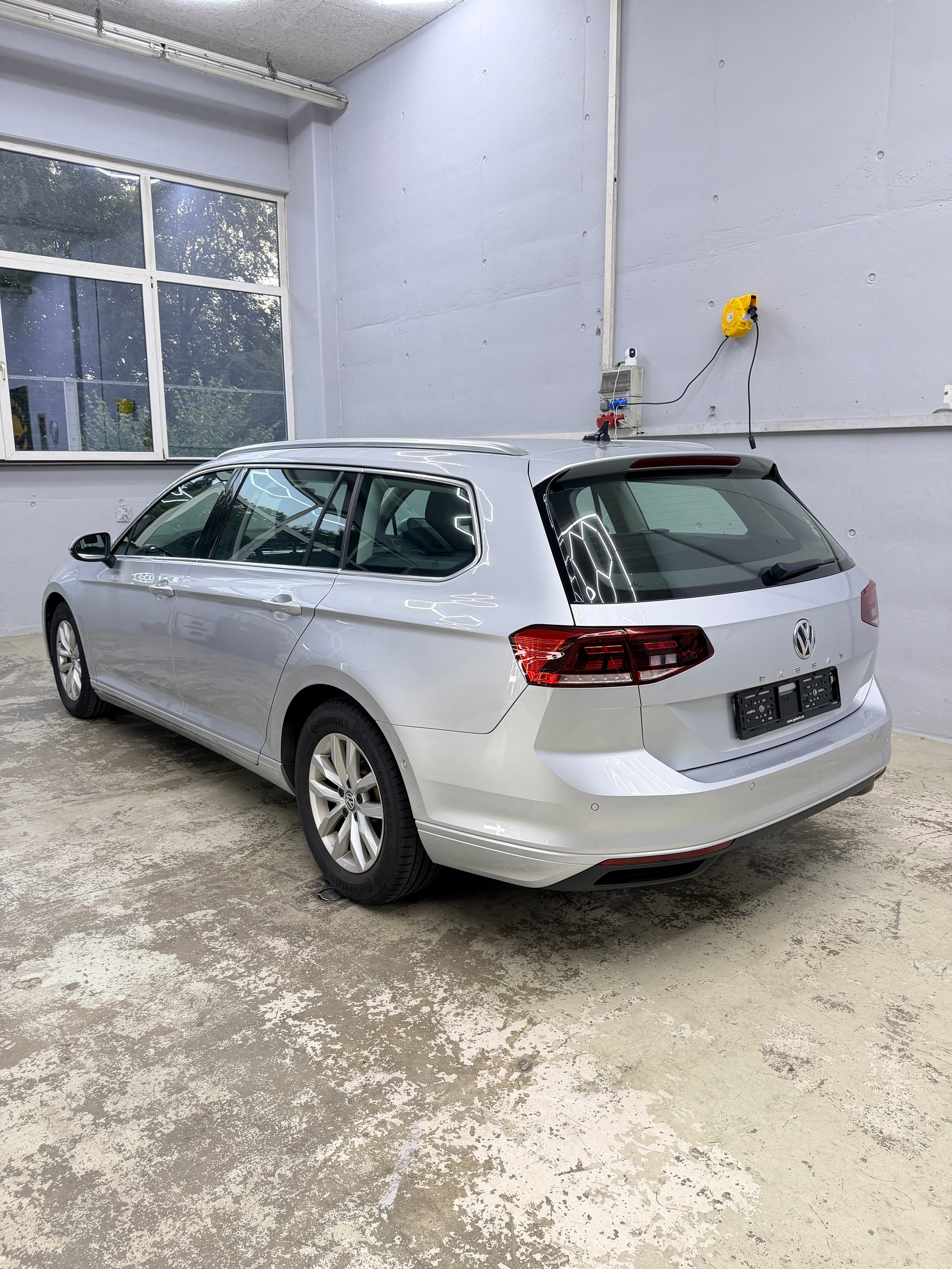 VW Passat 2.0 TDI BMT Business DSG-image-1