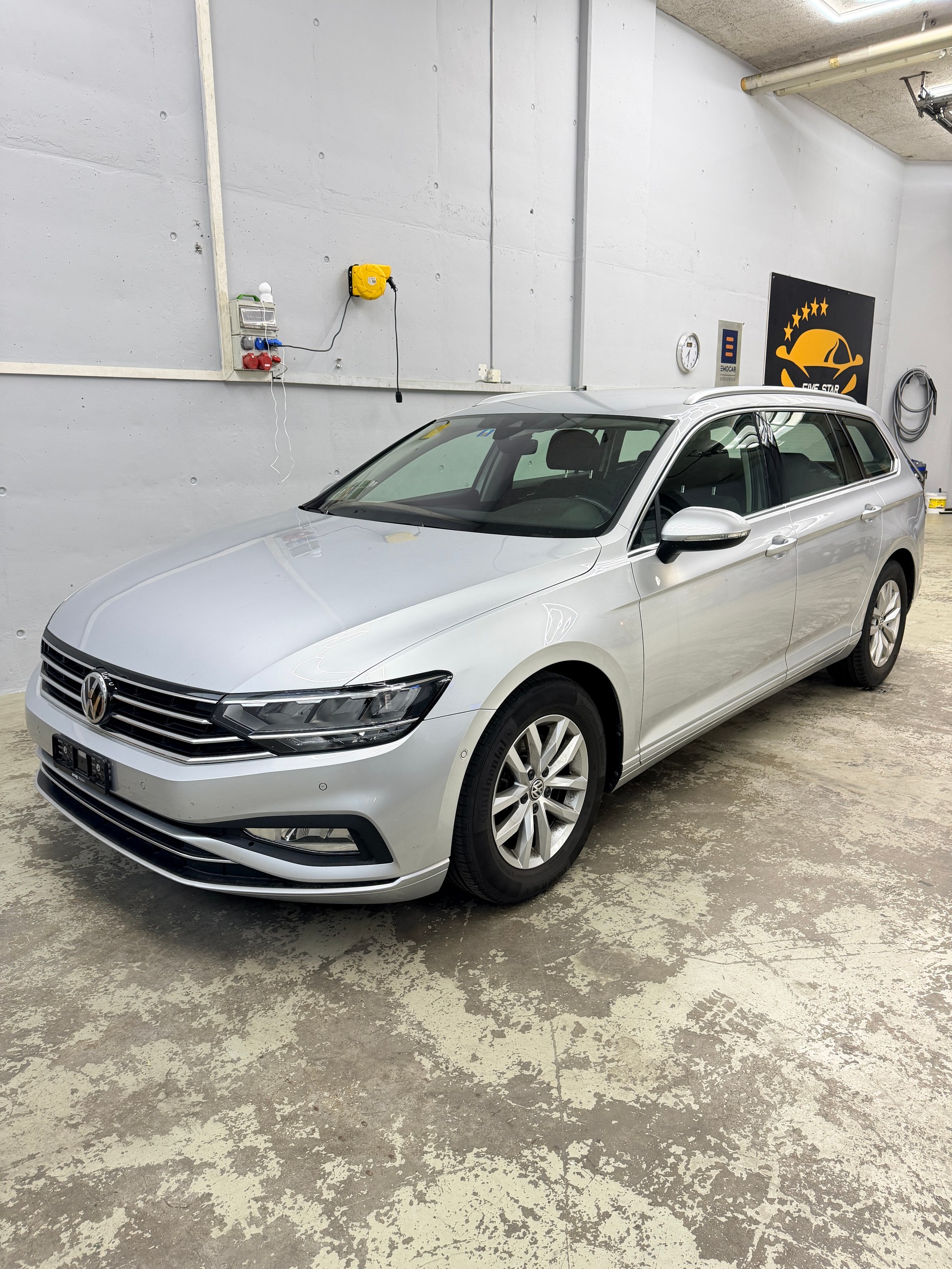 VW Passat 2.0 TDI BMT Business DSG-image-0