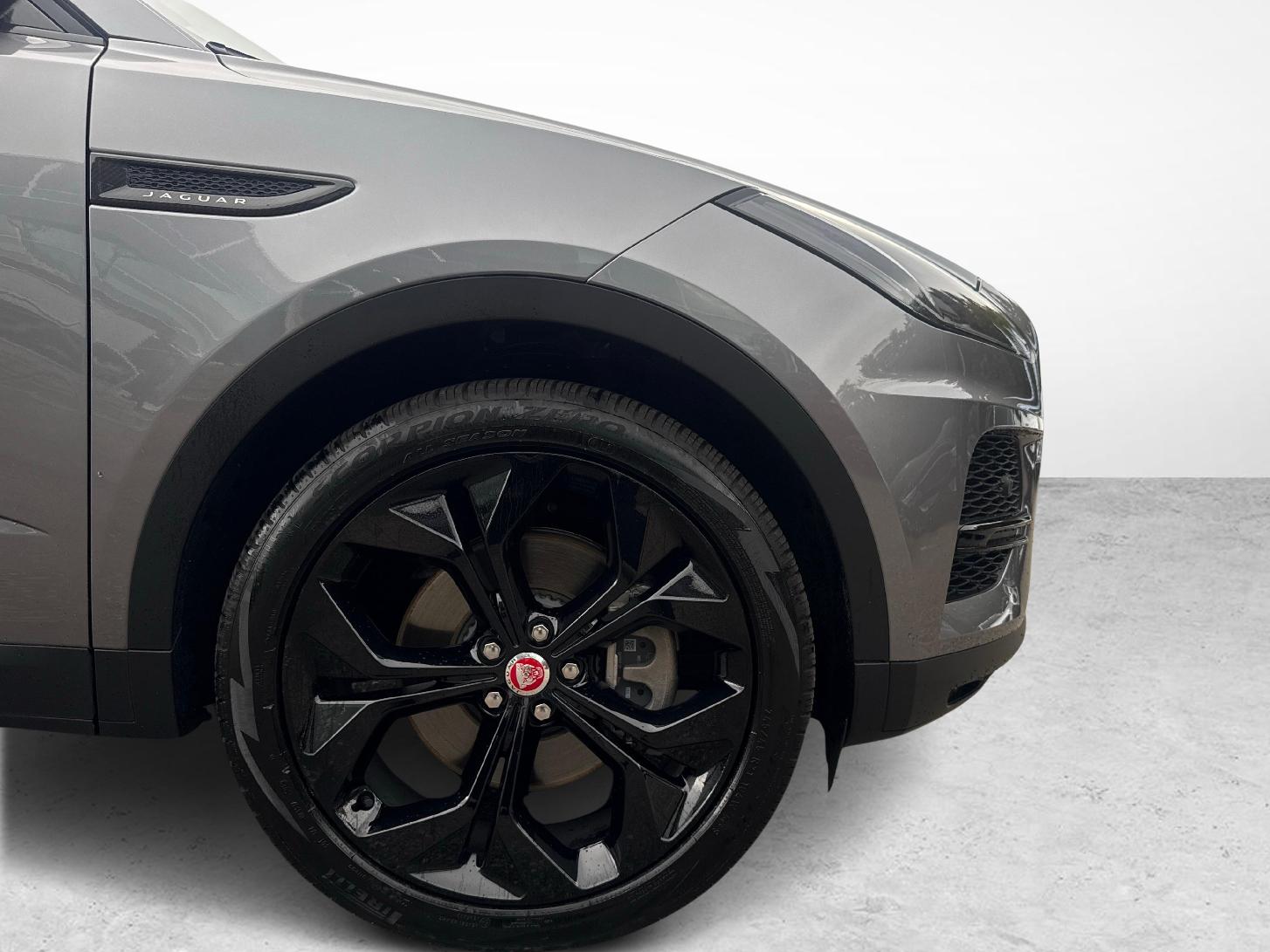 JAGUAR E-Pace 2.0 I4 200 S AWD-image-12