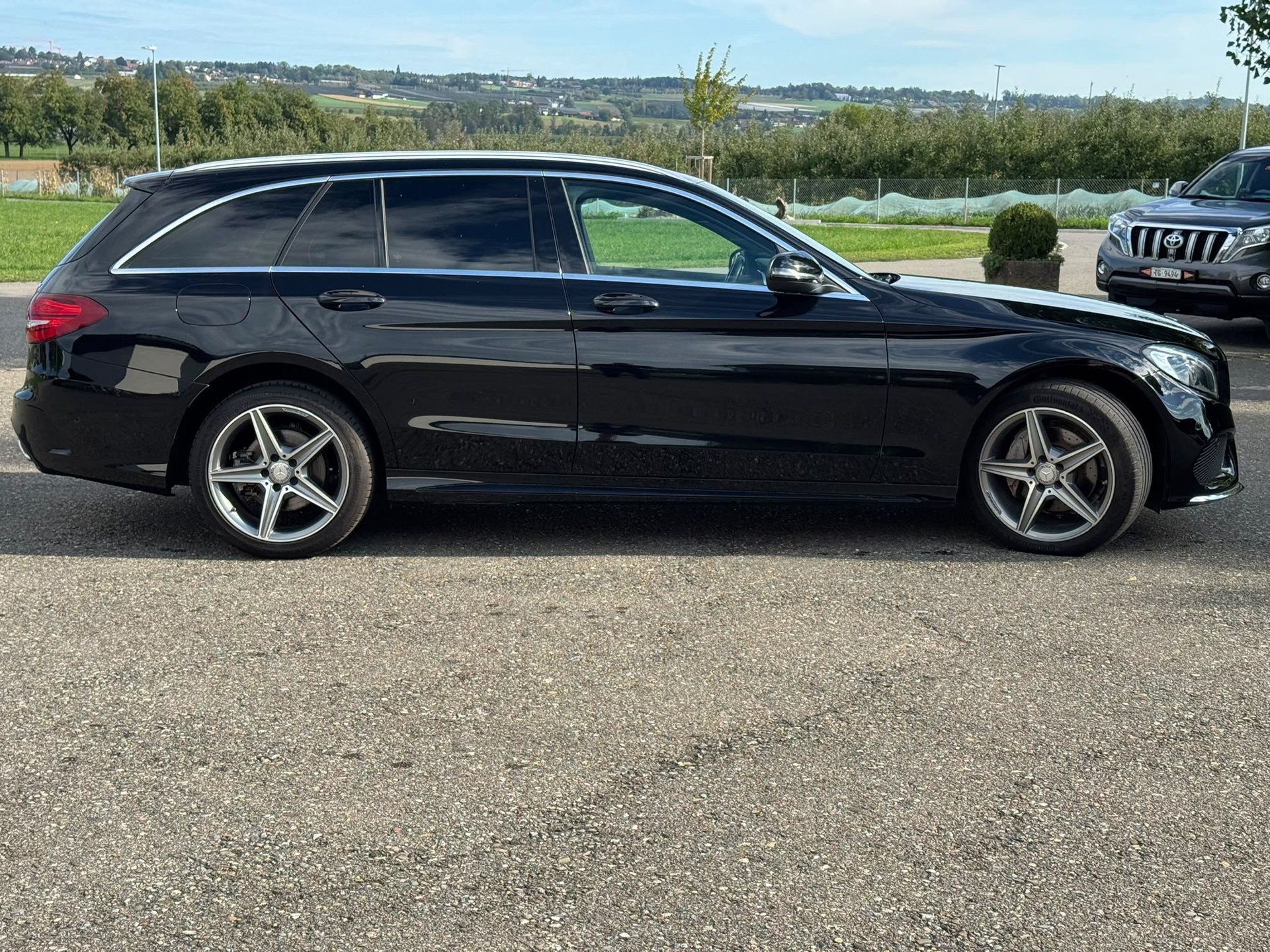 MERCEDES-BENZ C 200 AMG Line 4Matic 7G-Tronic-image-4