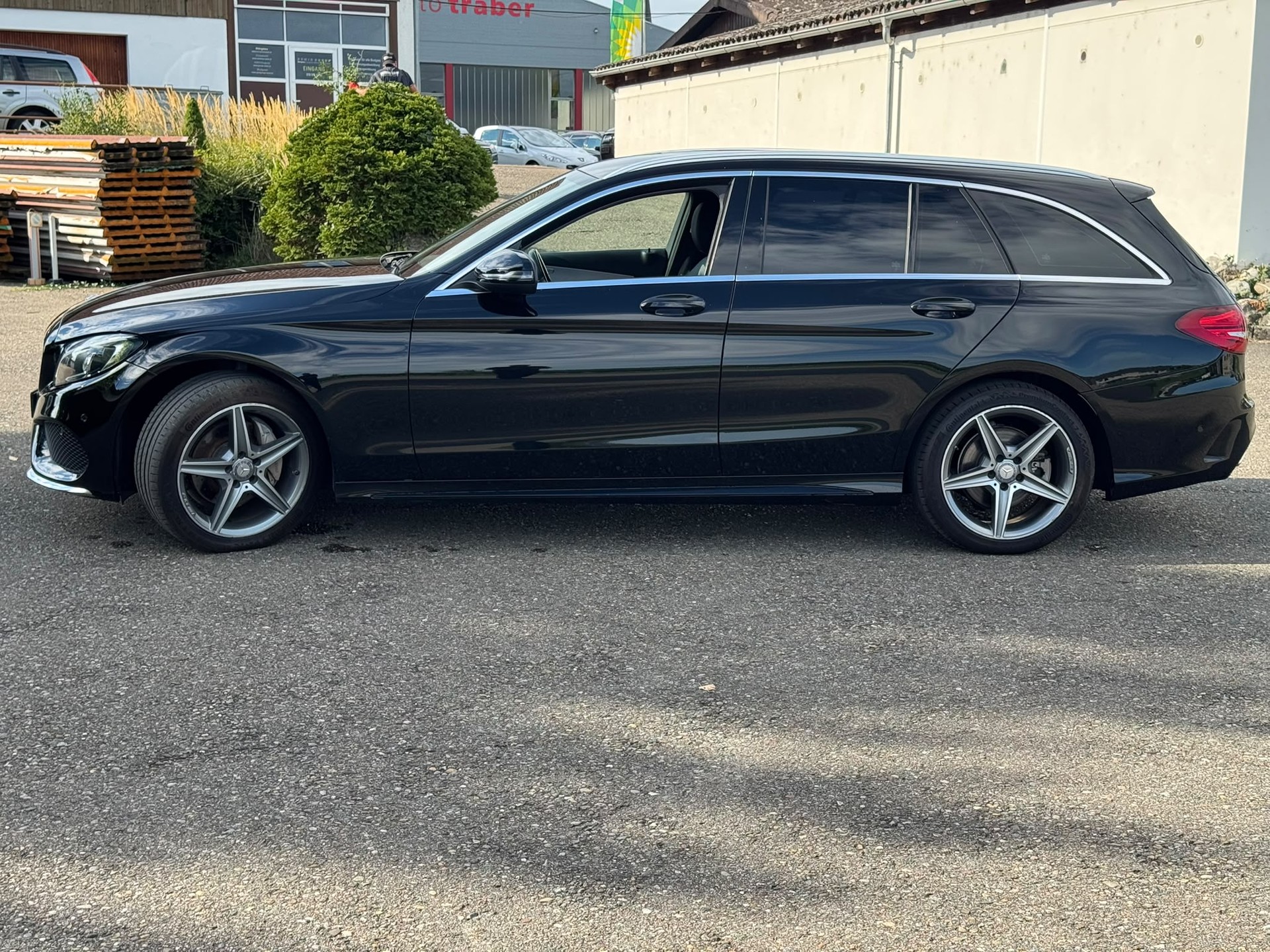 MERCEDES-BENZ C 200 AMG Line 4Matic 7G-Tronic-image-3