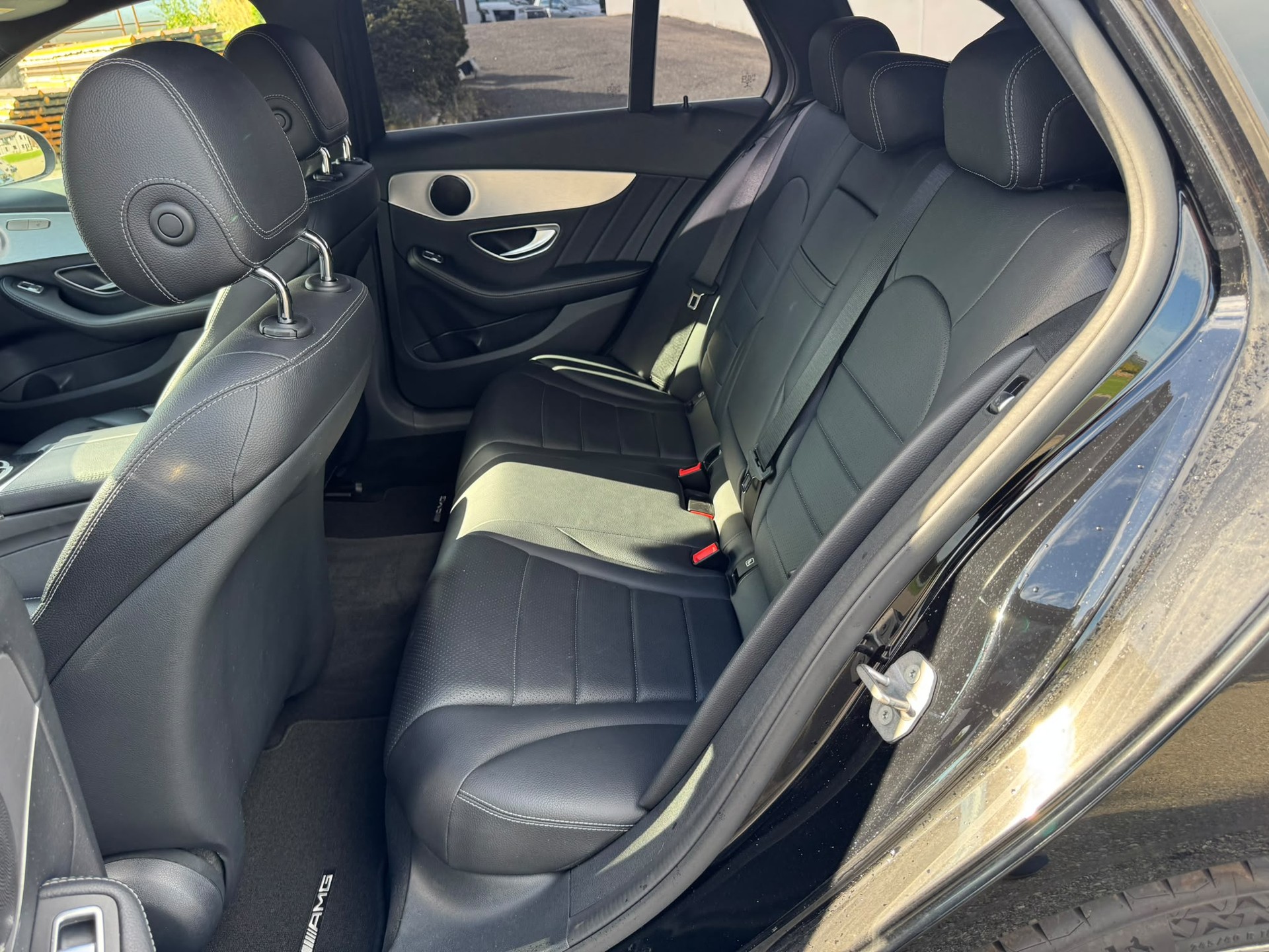 MERCEDES-BENZ C 200 AMG Line 4Matic 7G-Tronic-image-14