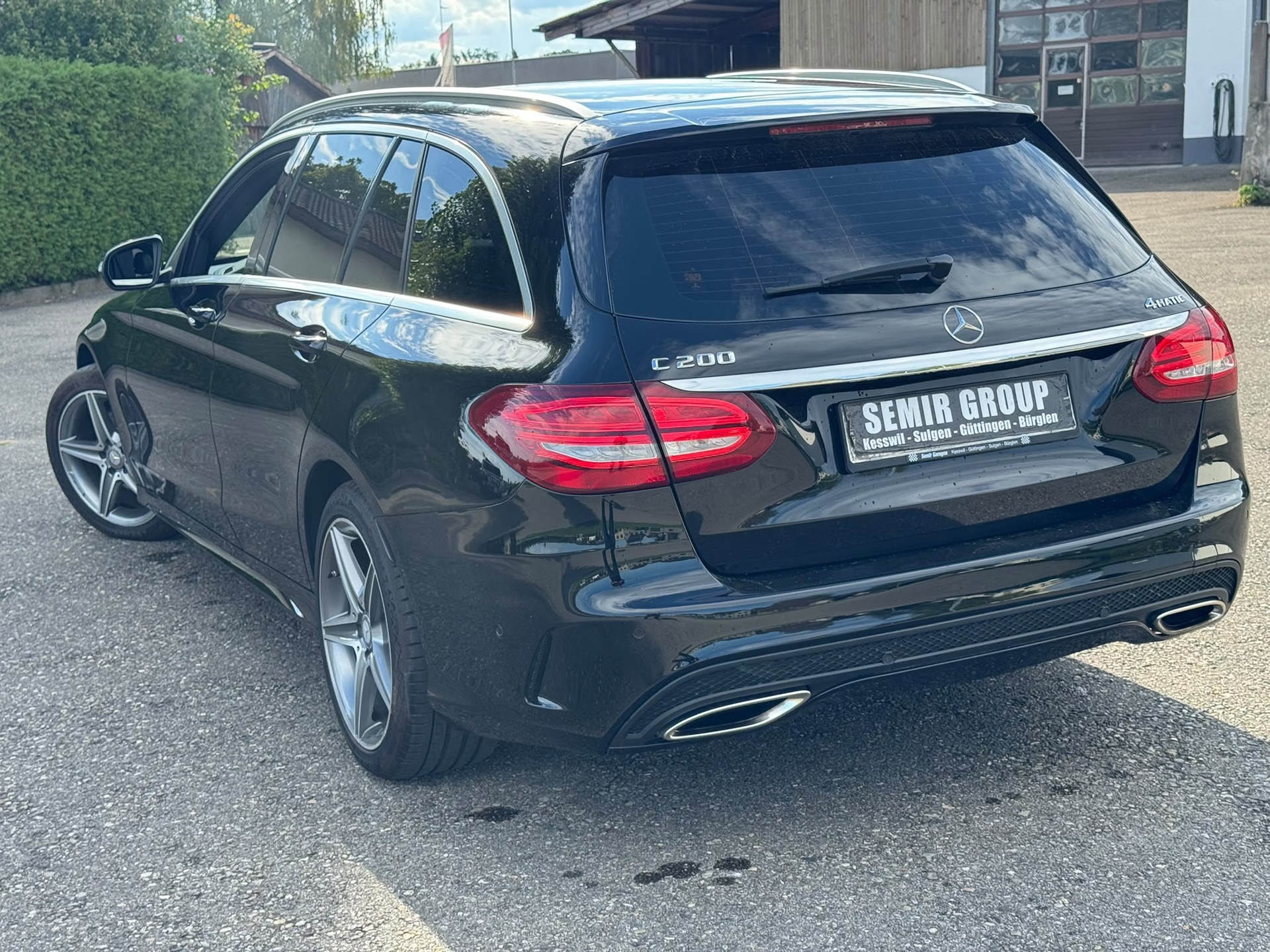 MERCEDES-BENZ C 200 AMG Line 4Matic 7G-Tronic-image-5
