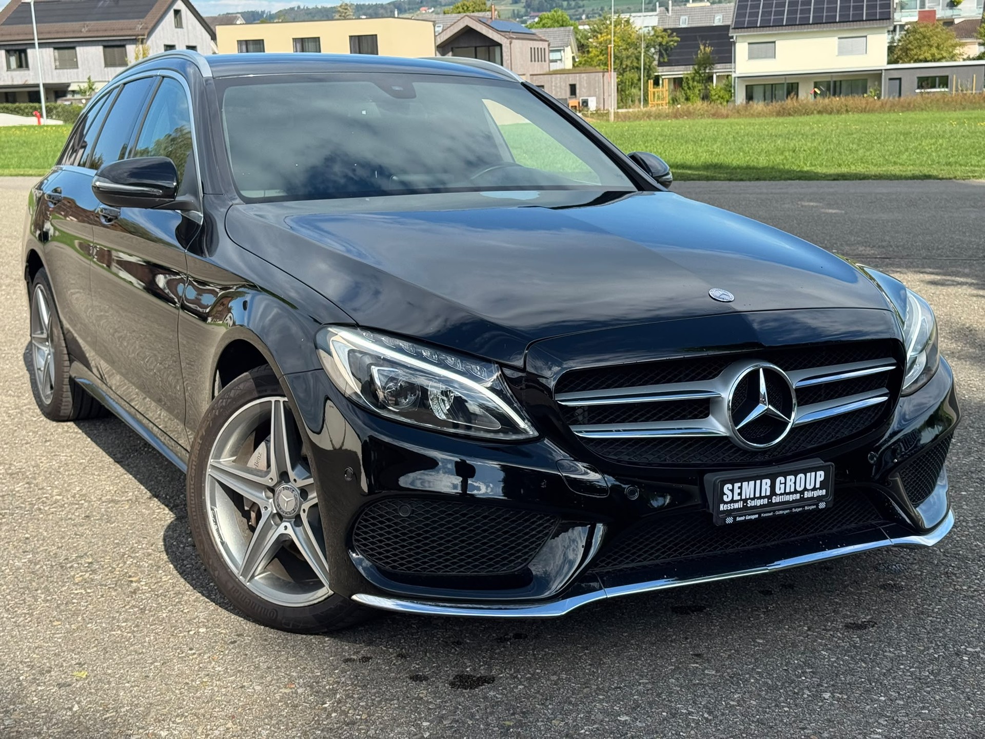 MERCEDES-BENZ C 200 AMG Line 4Matic 7G-Tronic-image-2
