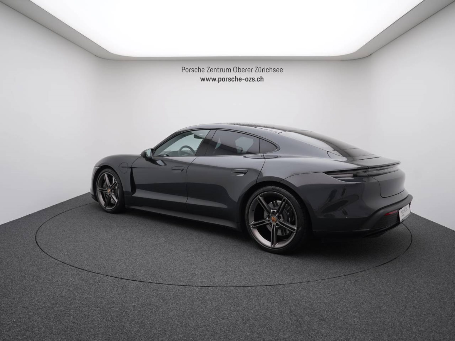 PORSCHE Taycan 4S-image-2