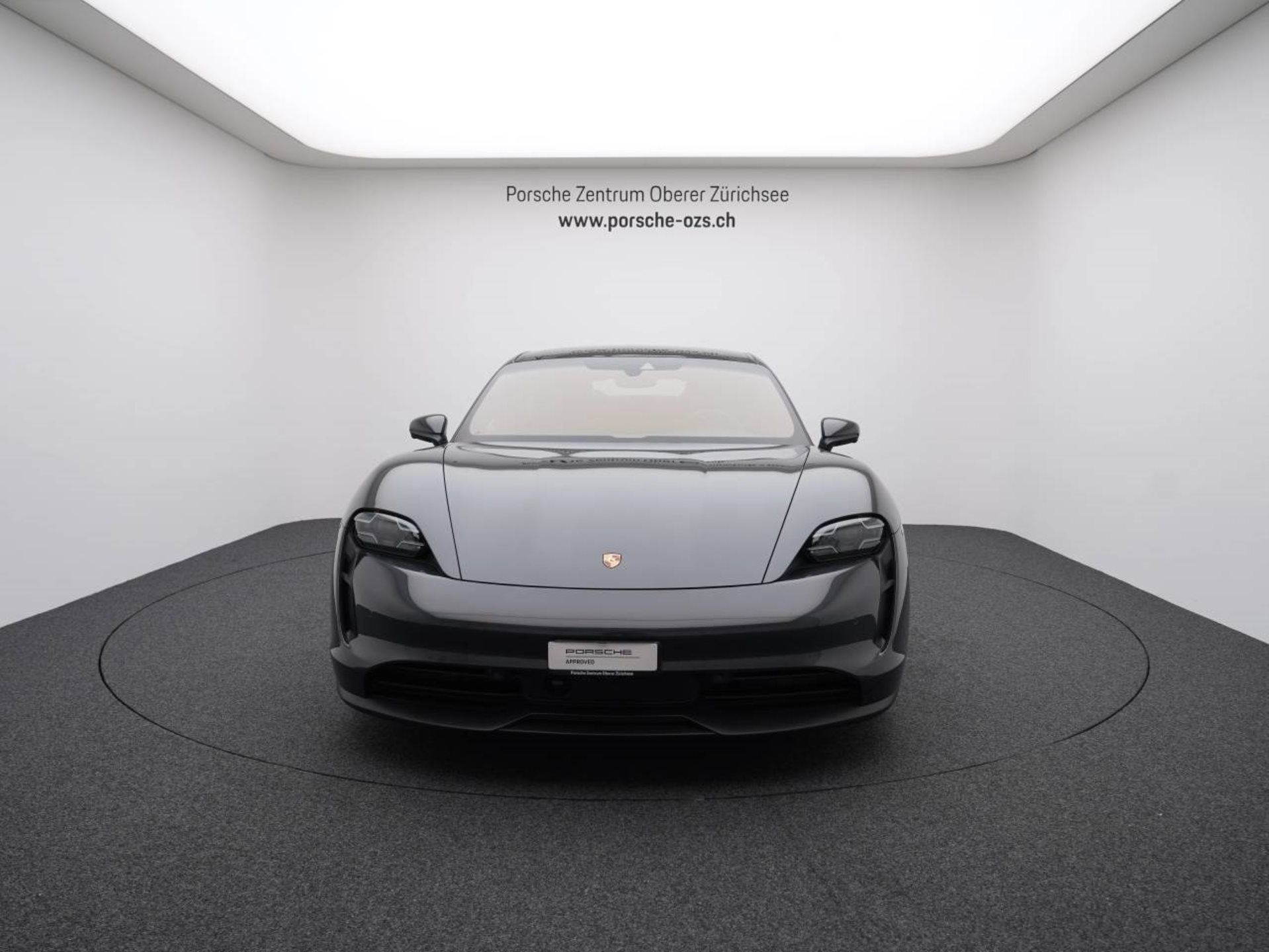 PORSCHE Taycan 4S-image-9