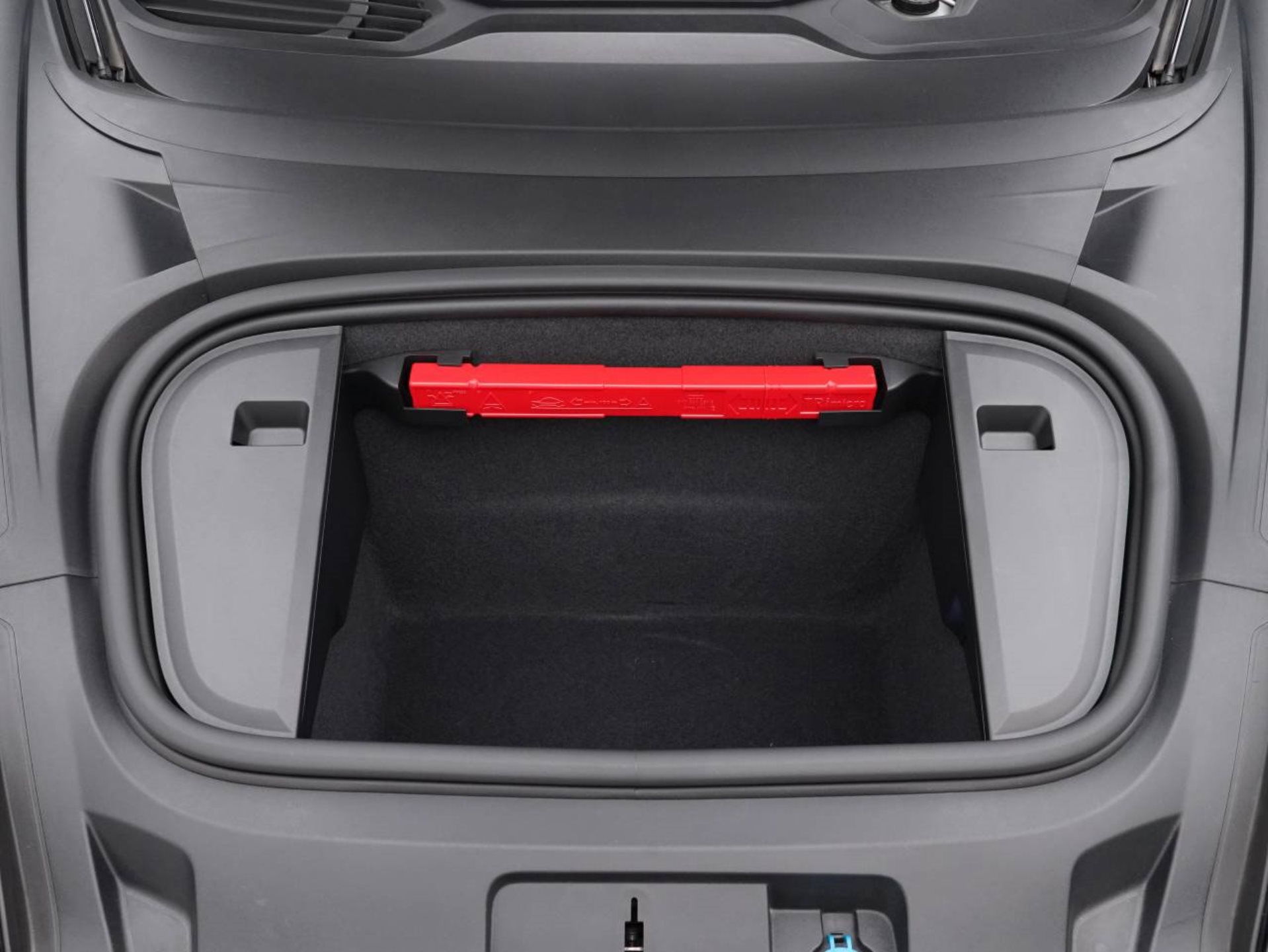 PORSCHE Taycan 4S-image-29
