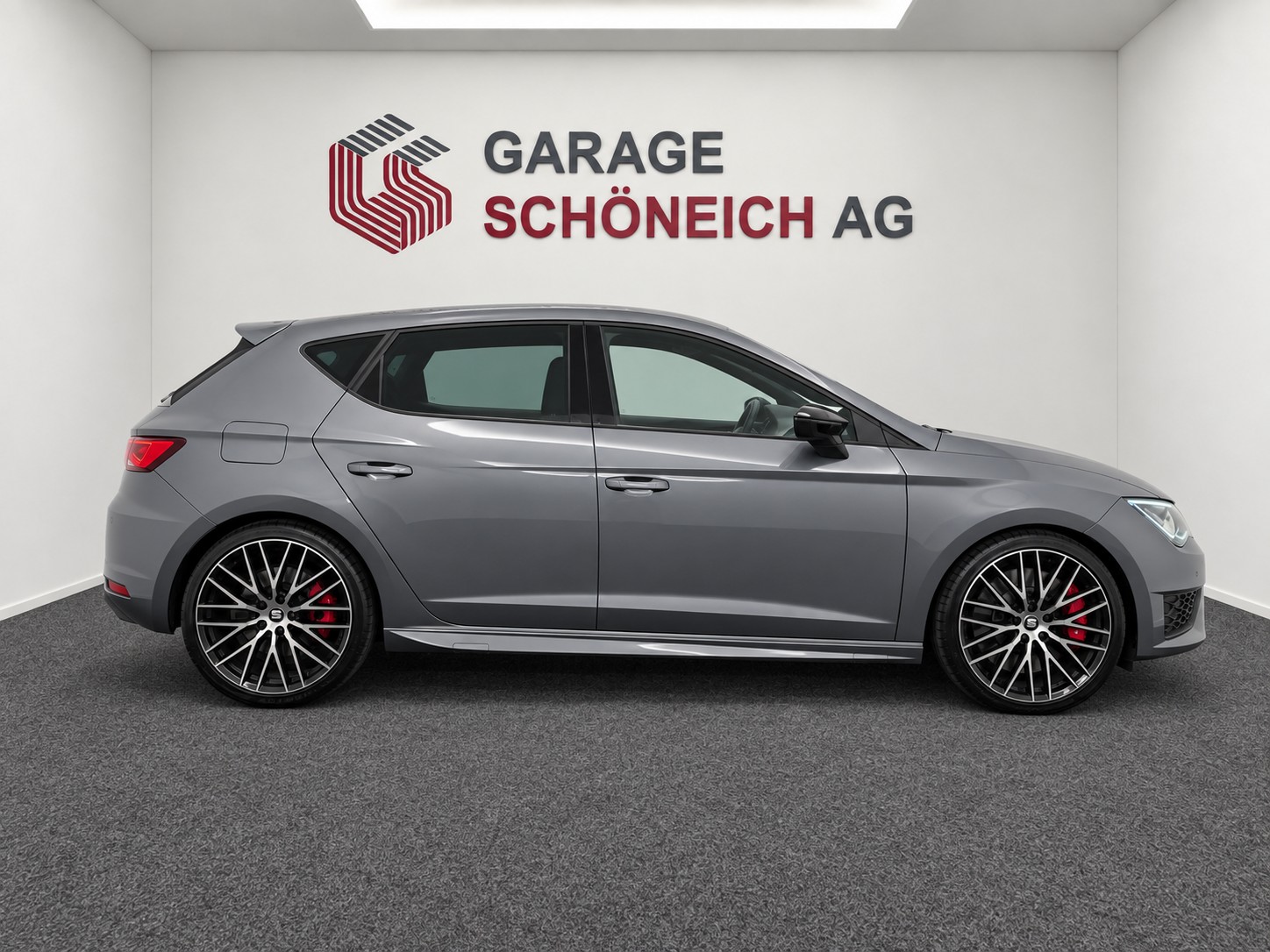 SEAT Leon 2.0 TSI 280 Cupra-image-3