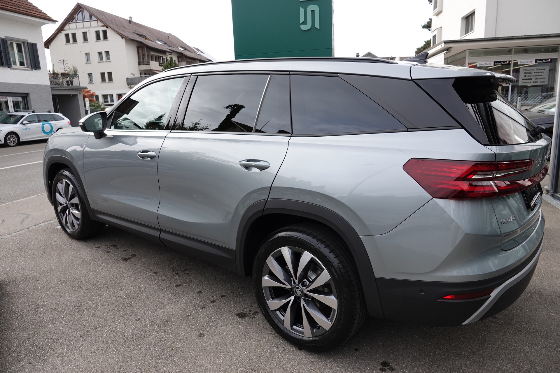 SKODA Kodiaq 2.0 TSI Dynamic-image-5