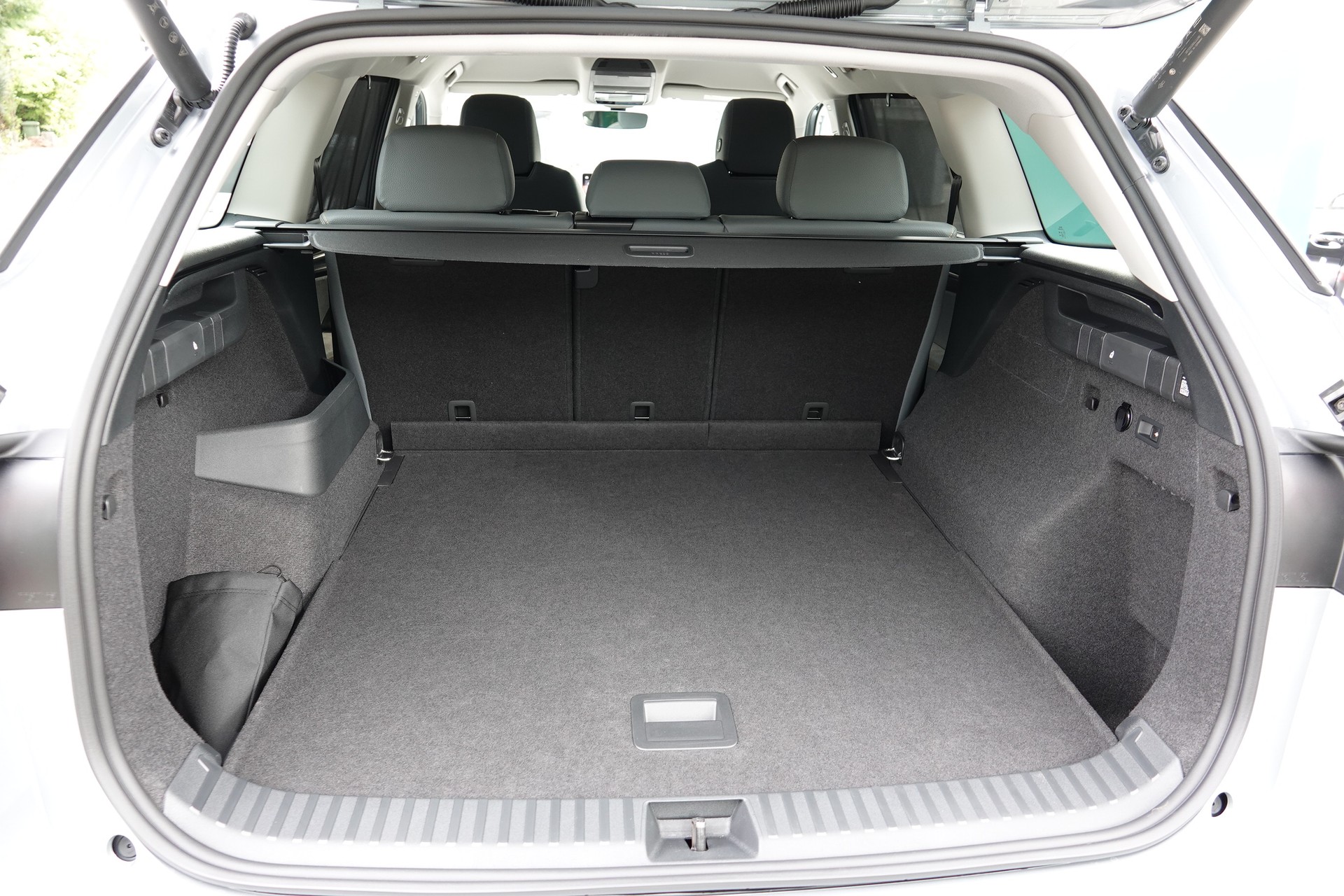 SKODA Kodiaq 2.0 TSI Dynamic-image-13