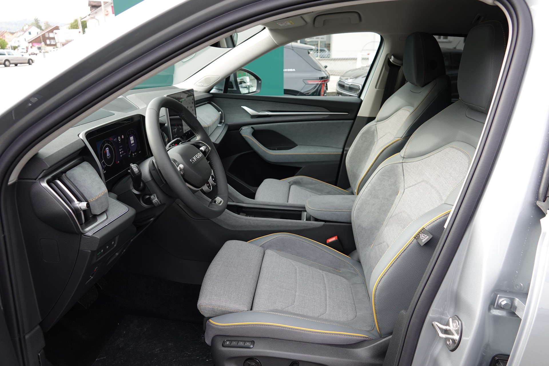SKODA Kodiaq 2.0 TSI Dynamic-image-10
