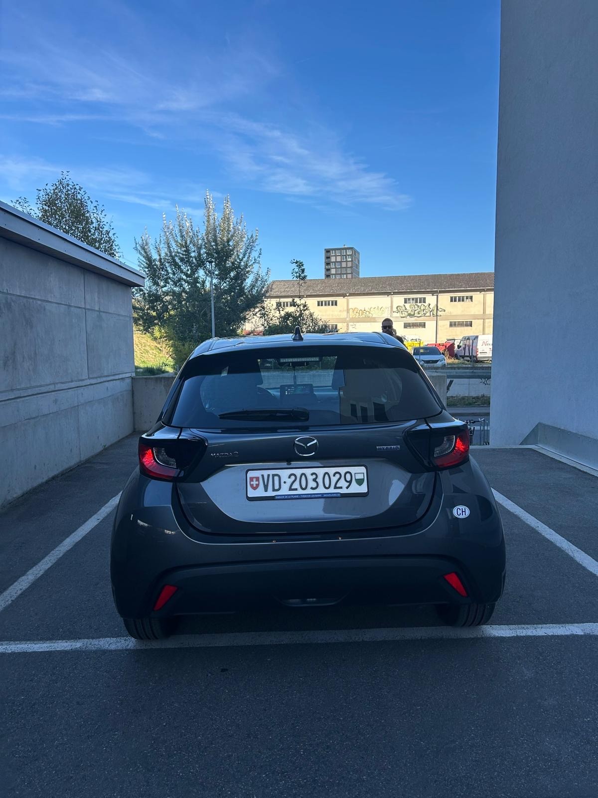 MAZDA 2 1.5 Hybrid Exclusive-Line-image-3