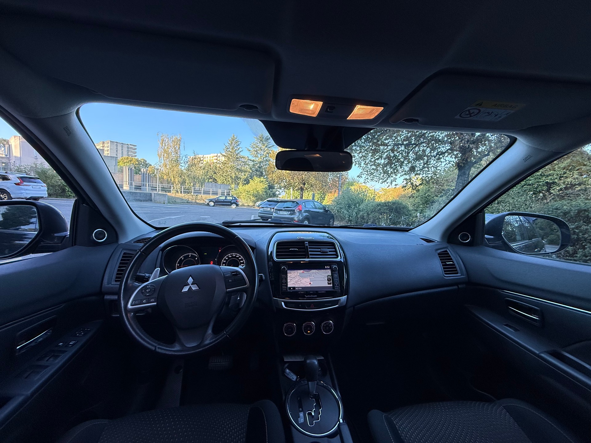 MITSUBISHI ASX 2.2 DID Celebration 300K Leder 4WD Automatic-image-10