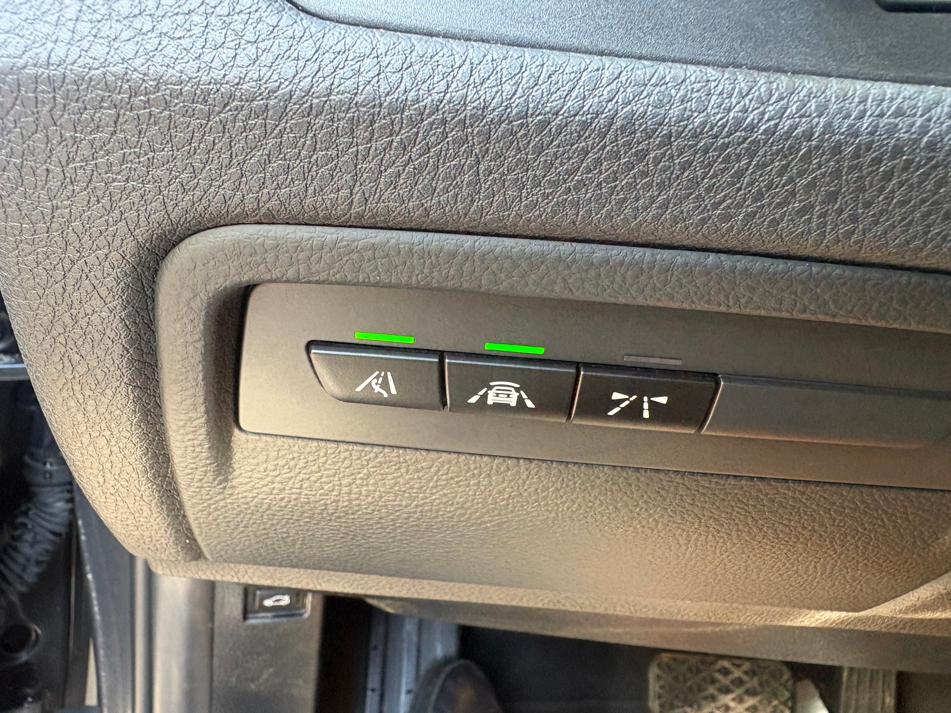 BMW 320d xDrive Touring Sport Line Steptronic-image-10