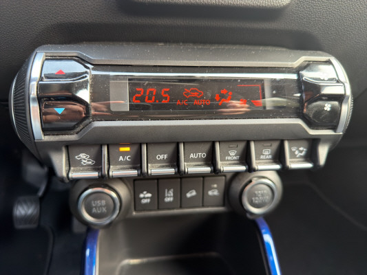 SUZUKI Ignis 1.2i Piz S T Hy 4x4-image-10
