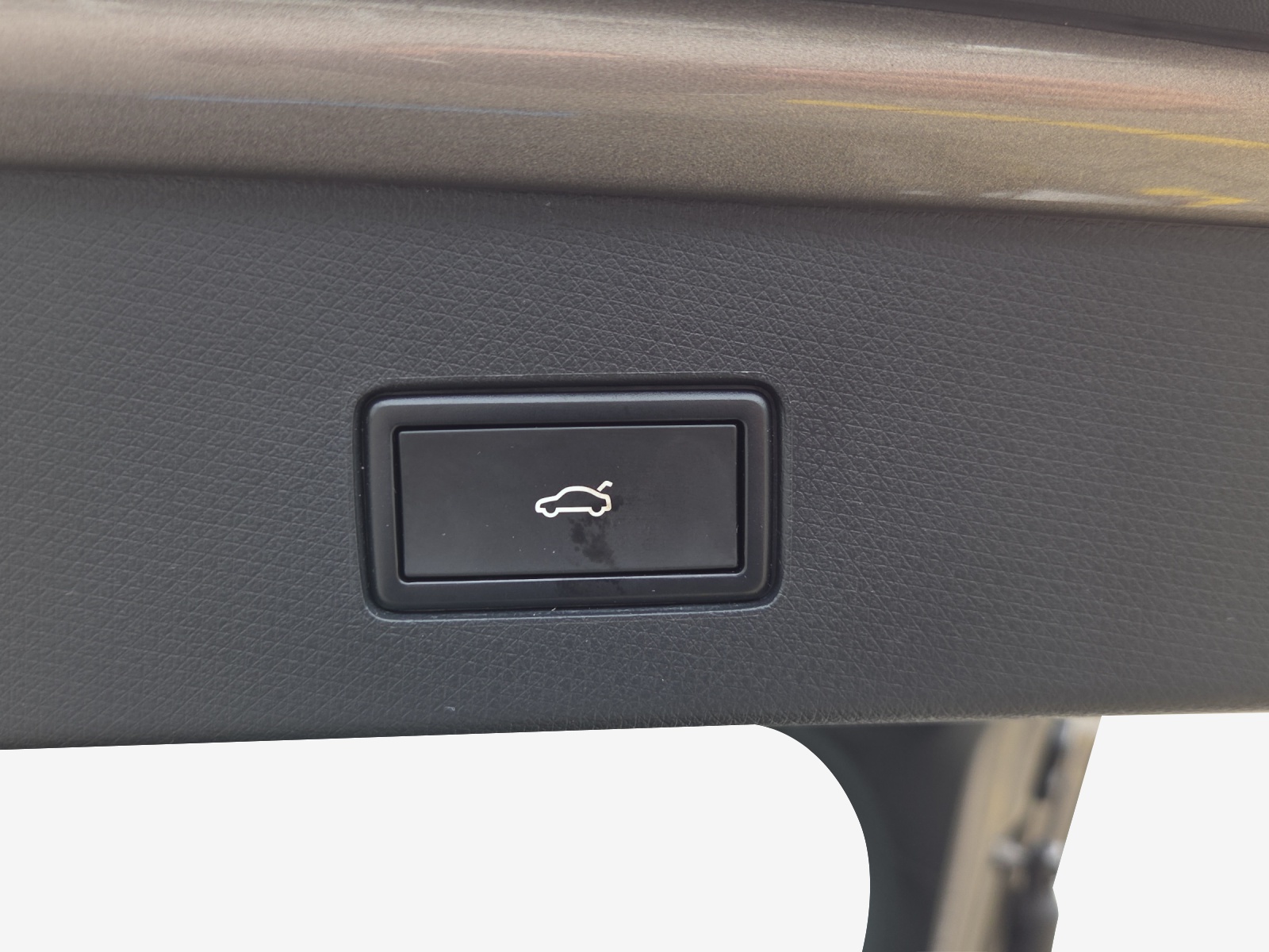 CUPRA Tavascan Type 8 77 kWh VZ-image-13