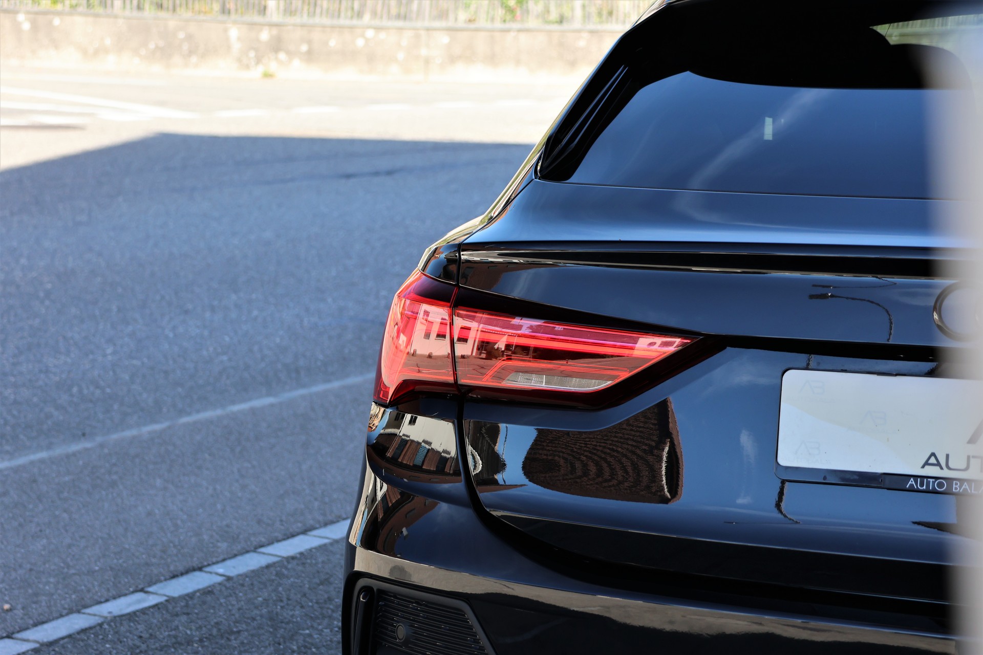 AUDI Q3 Sportback 35 TFSI S line Attraction S-tronic (CH)-image-5