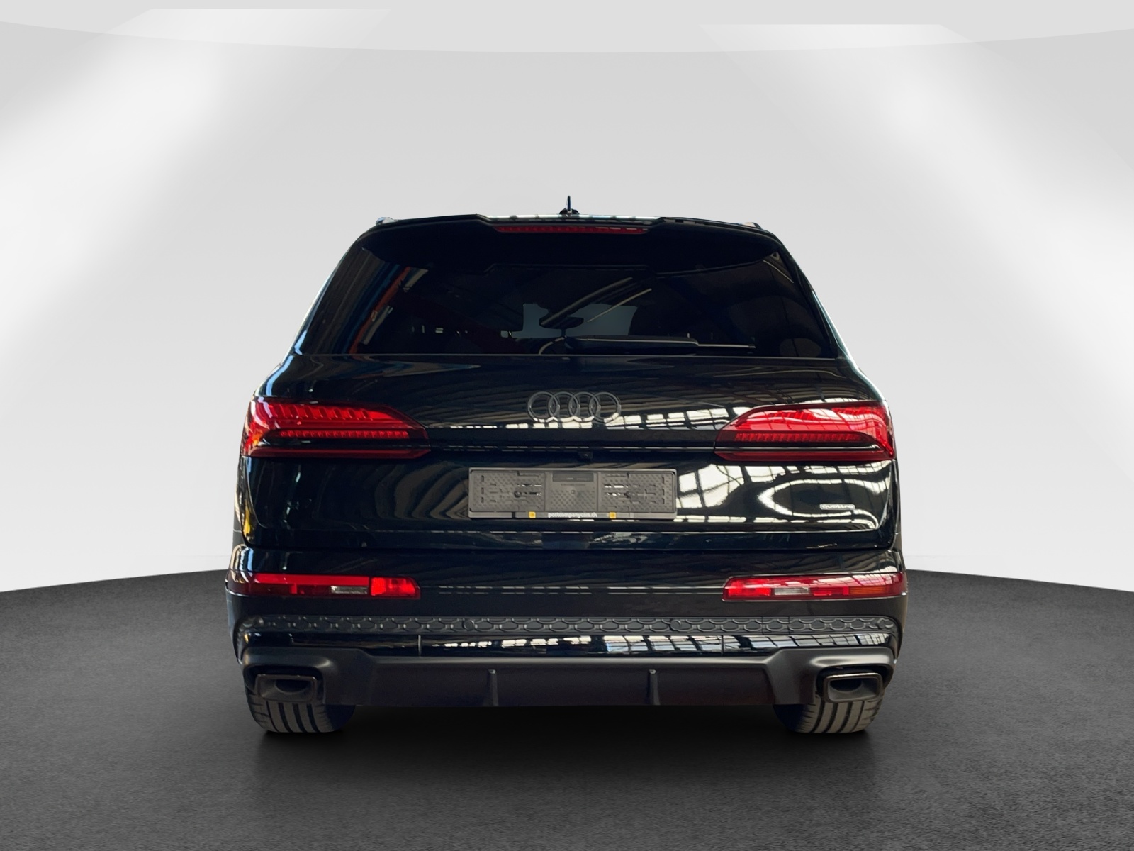 AUDI Q7 SUV 3.0 50 TDI S-Line quattro-image-5