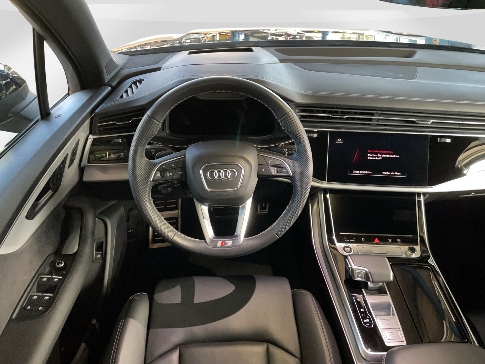 AUDI Q7 SUV 3.0 50 TDI S-Line quattro-image-9