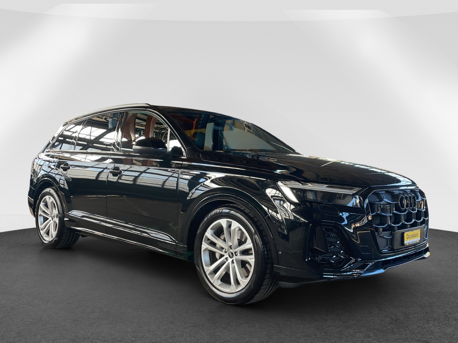 AUDI Q7 SUV 3.0 50 TDI S-Line quattro-image-0