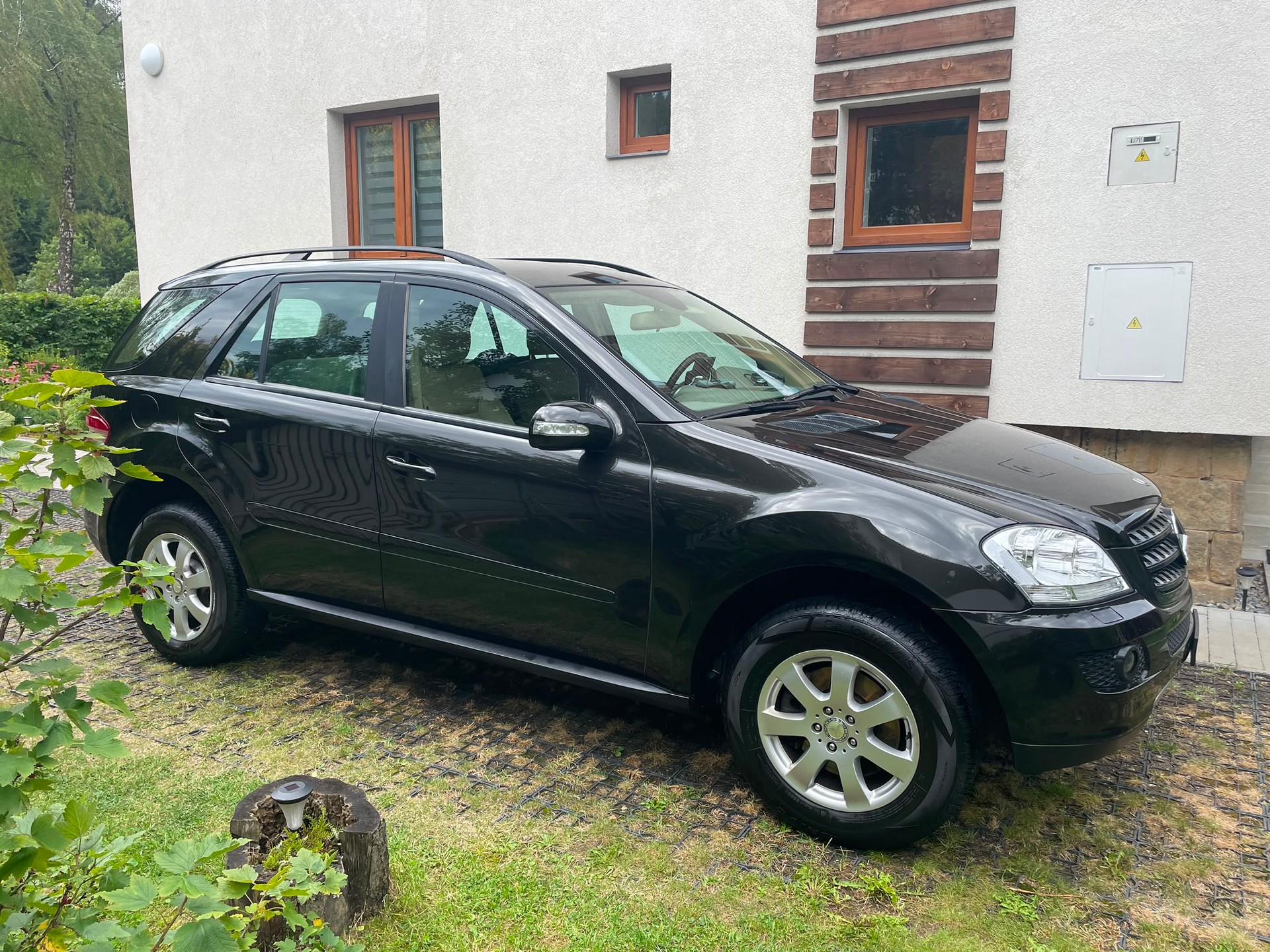 MERCEDES-BENZ ML 320-image-0