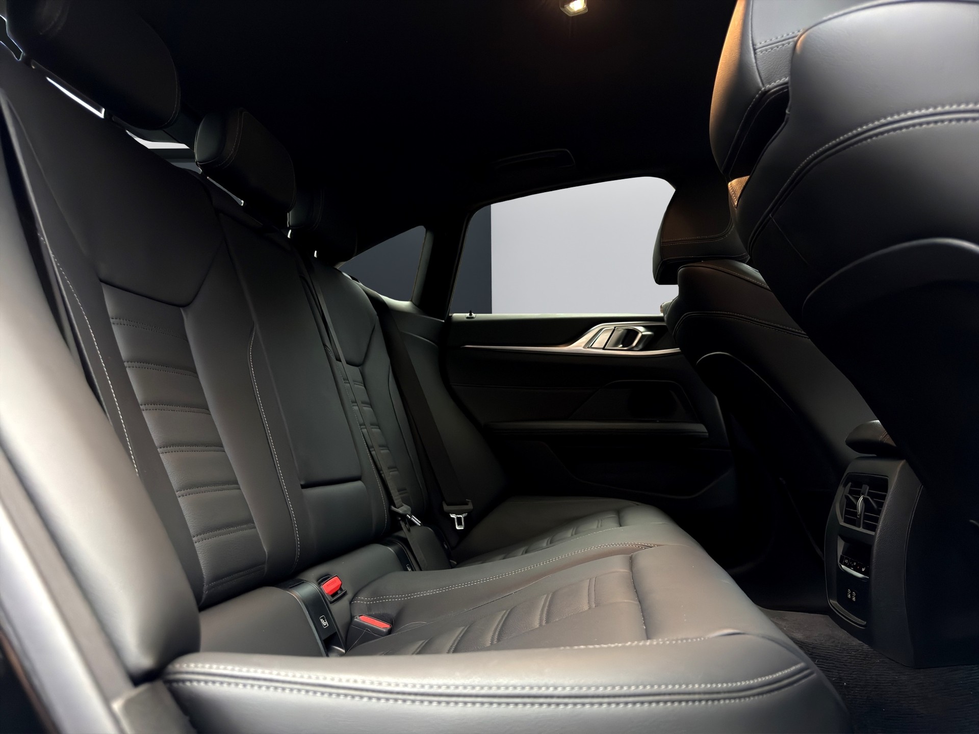 BMW 420d xDrive 48V Gran Coupé M Sport Steptronic-image-24