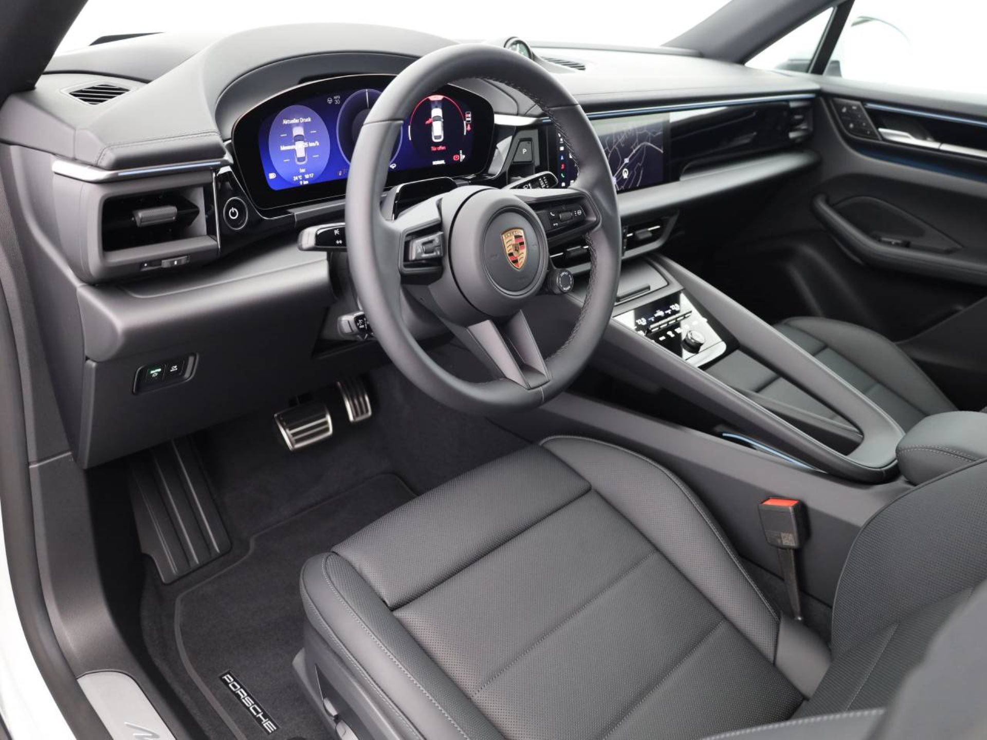 PORSCHE Macan 4S-image-9
