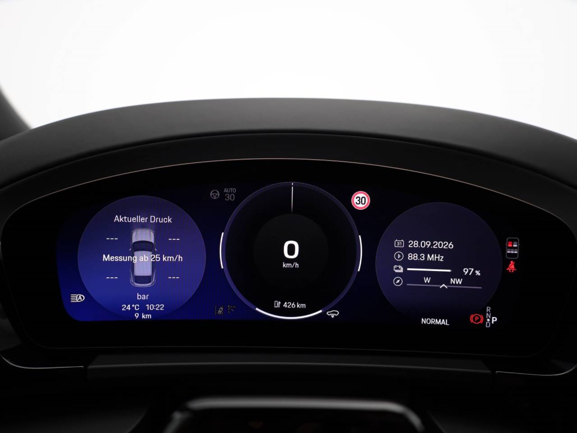 PORSCHE Macan 4S-image-12