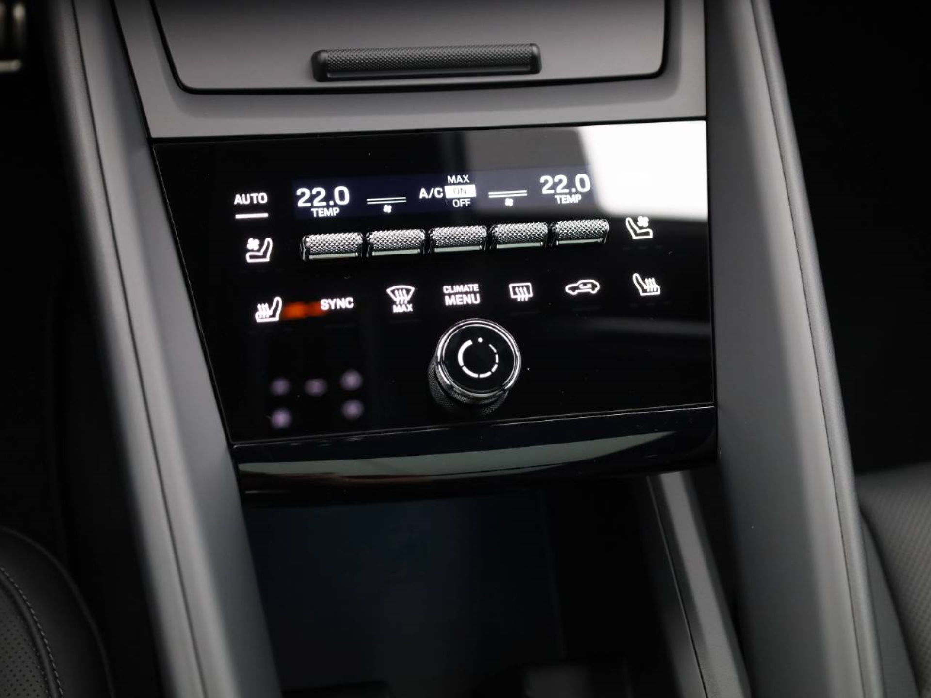 PORSCHE Macan 4S-image-14