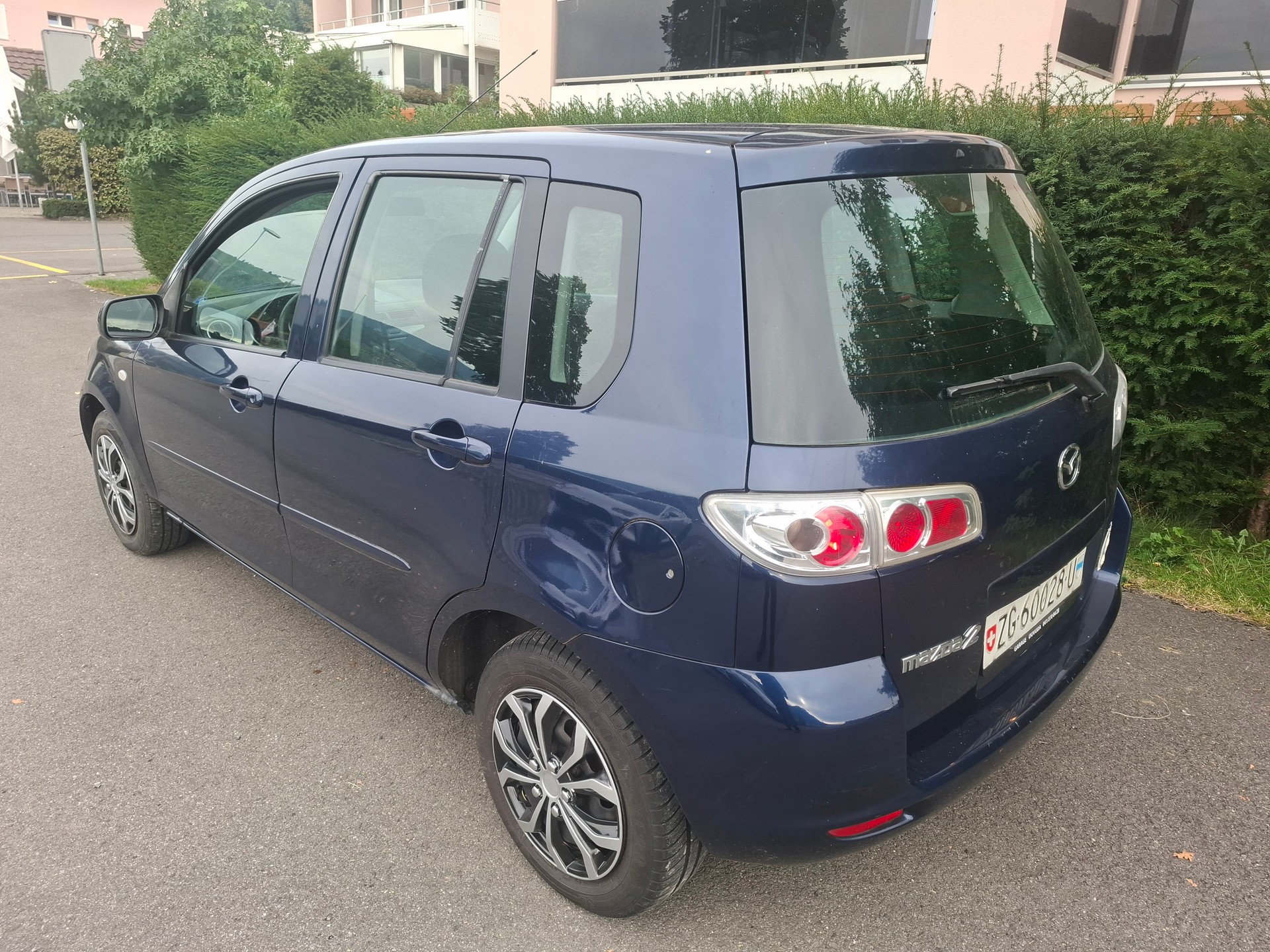 MAZDA 2 1.4i 16V Exclusive-image-3