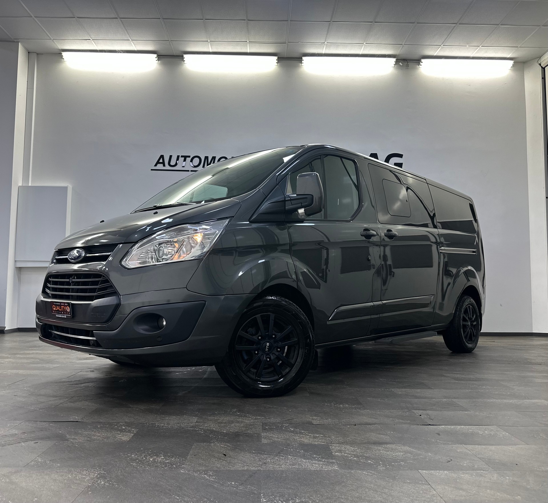 FORD Tourneo Custom 310 L2H1 Titanium SelectShift A-image-1
