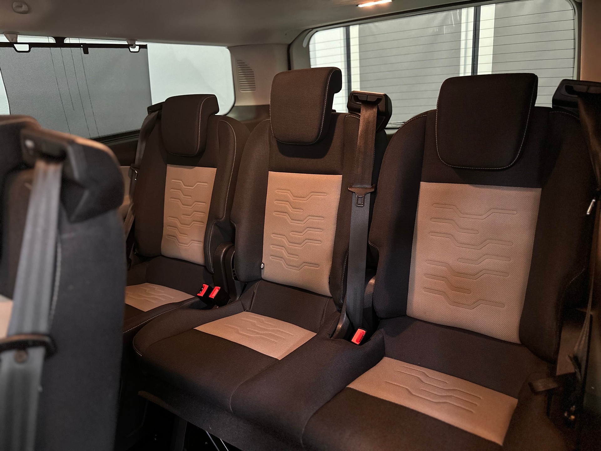 FORD Tourneo Custom 310 L2H1 Titanium SelectShift A-image-12
