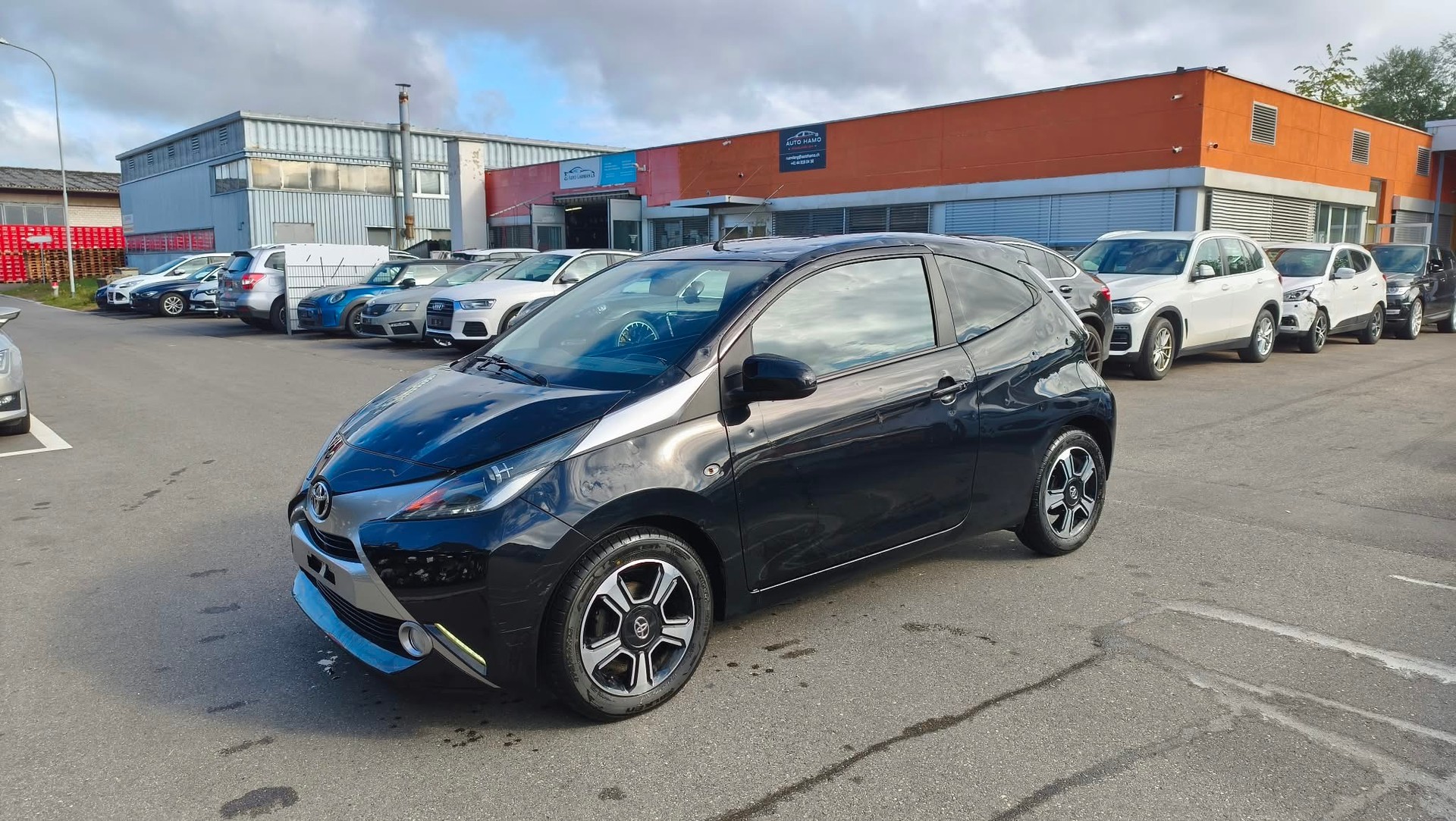 TOYOTA Aygo 1.0 VVT-i x-image-0