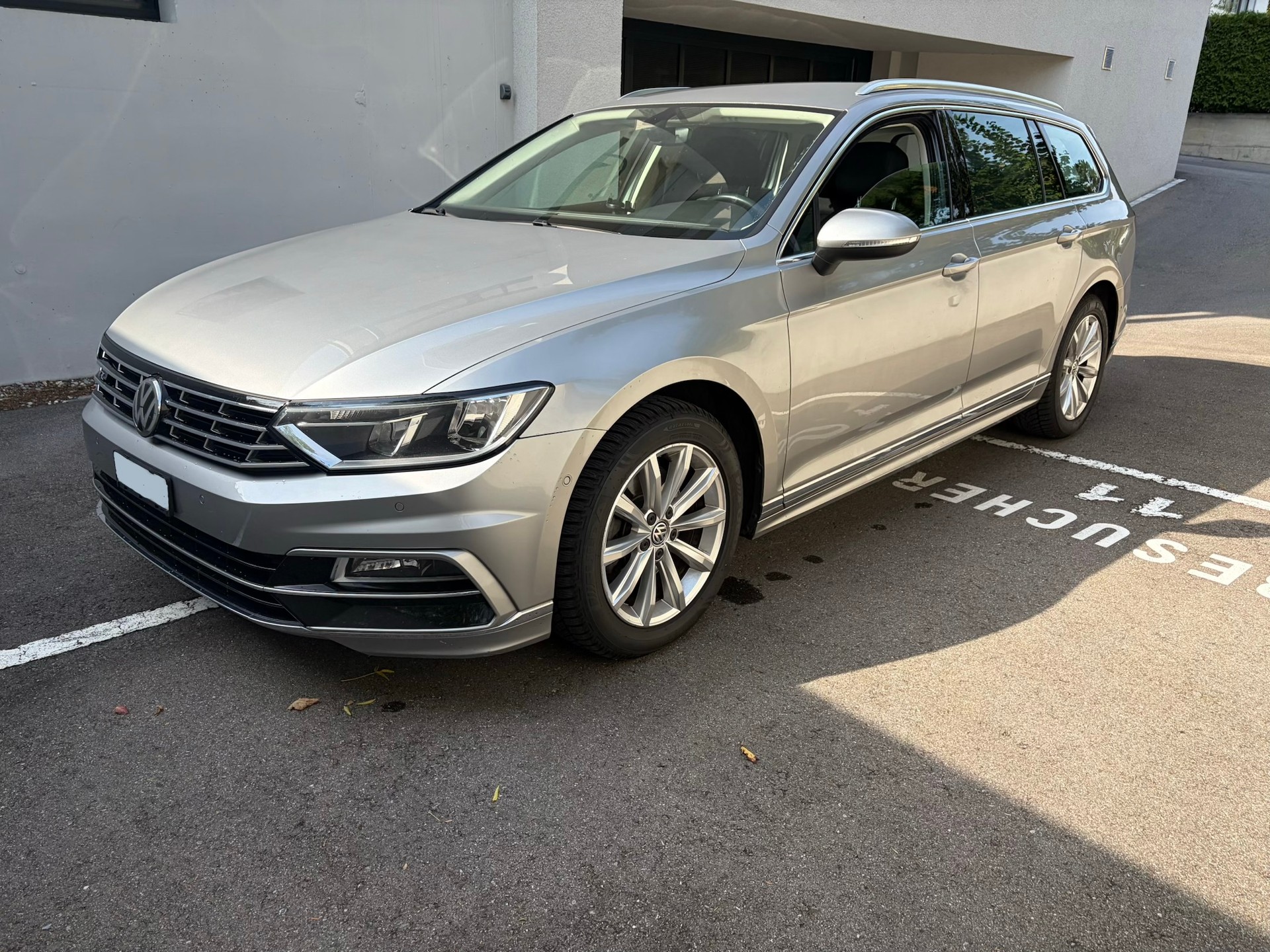 VW 2.0 TDI 150 R Line Highline-image-1