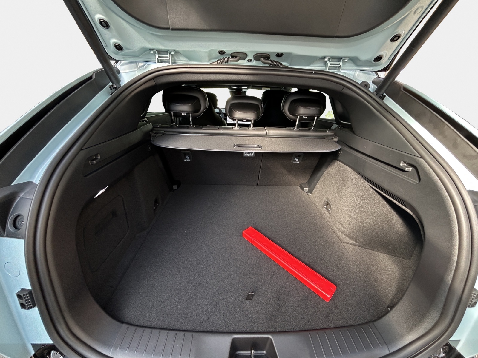 MAZDA CX-6e 78kWh/258 Takumi 21"-image-11