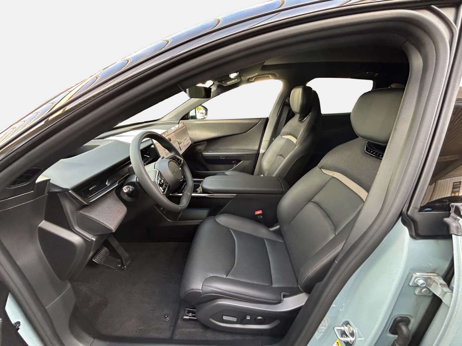 MAZDA CX-6e 78kWh/258 Takumi 21"-image-9