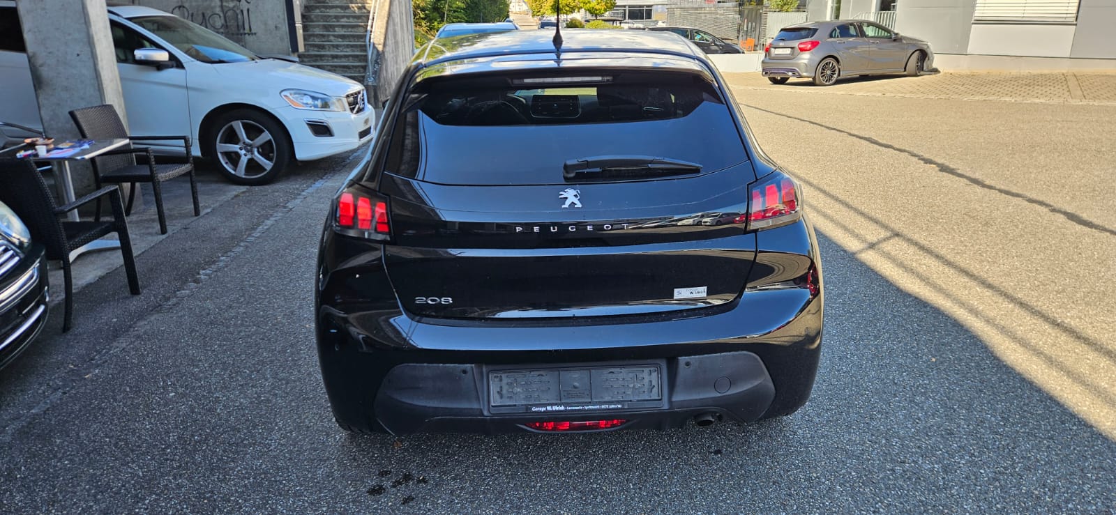 PEUGEOT 208 1.2 PureTech Active Pack-image-7