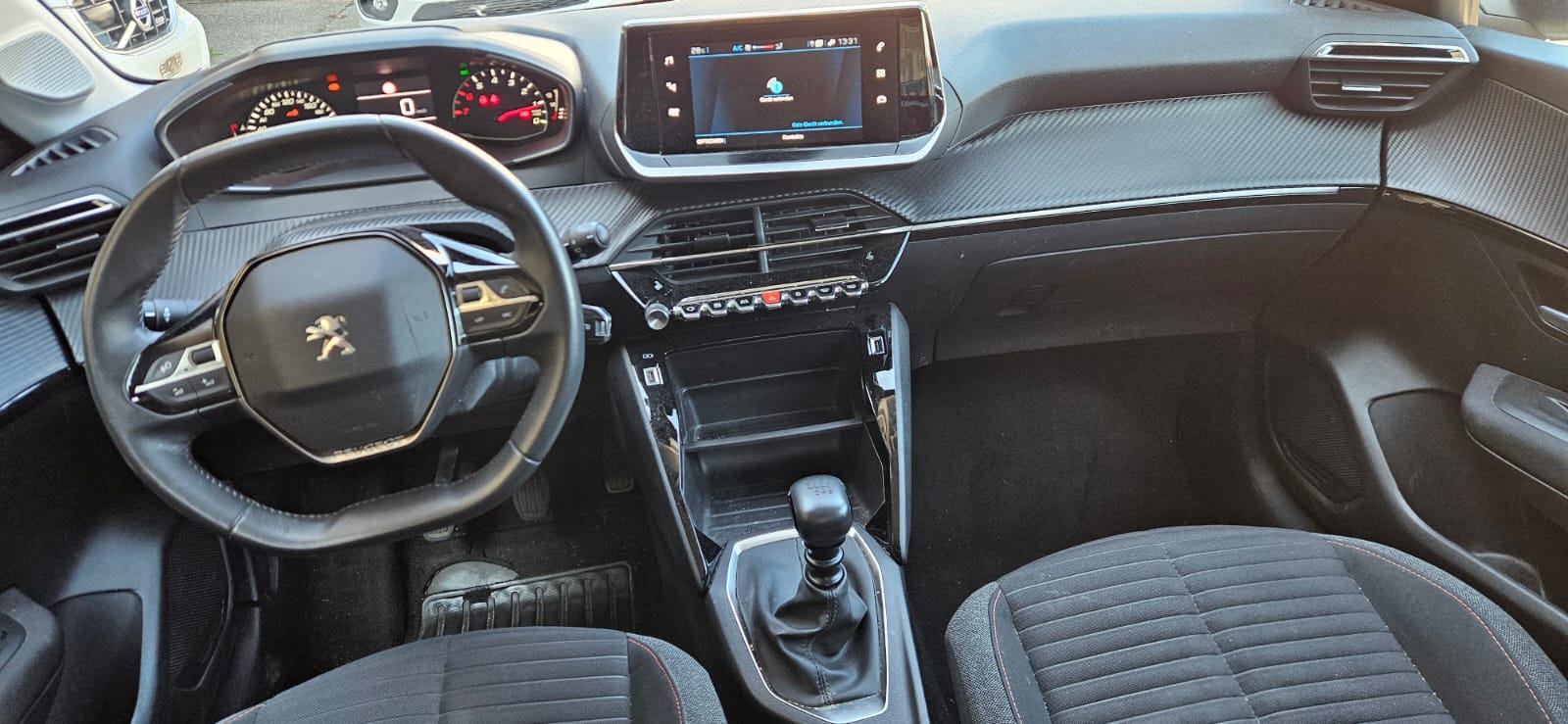 PEUGEOT 208 1.2 PureTech Active Pack-image-3