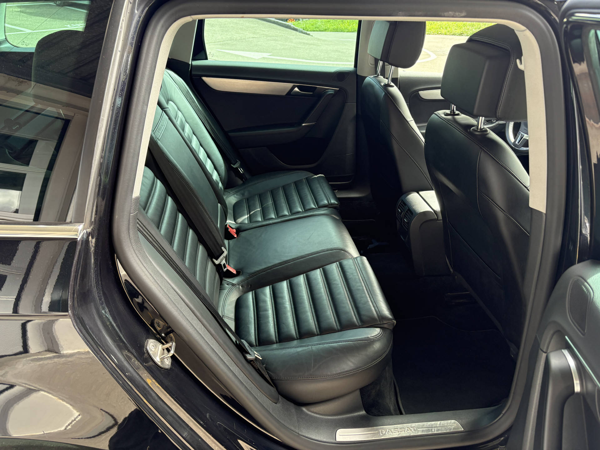 VW Passat Variant 3.6 V6 Highline DSG 4m-image-5