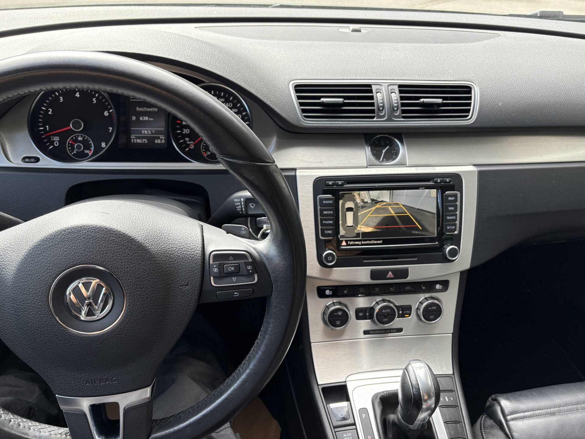 VW Passat Variant 3.6 V6 Highline DSG 4m-image-8