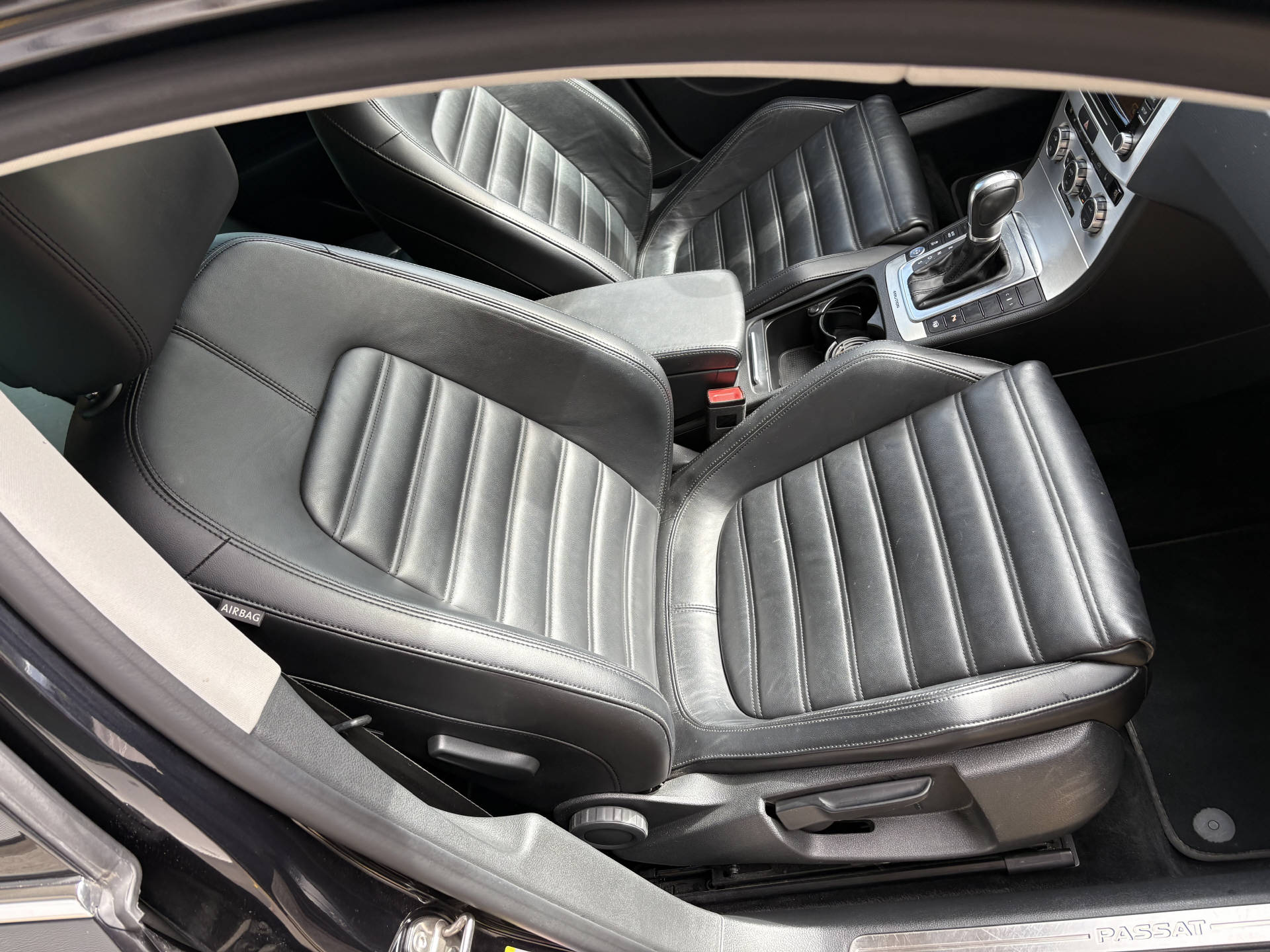VW Passat Variant 3.6 V6 Highline DSG 4m-image-3