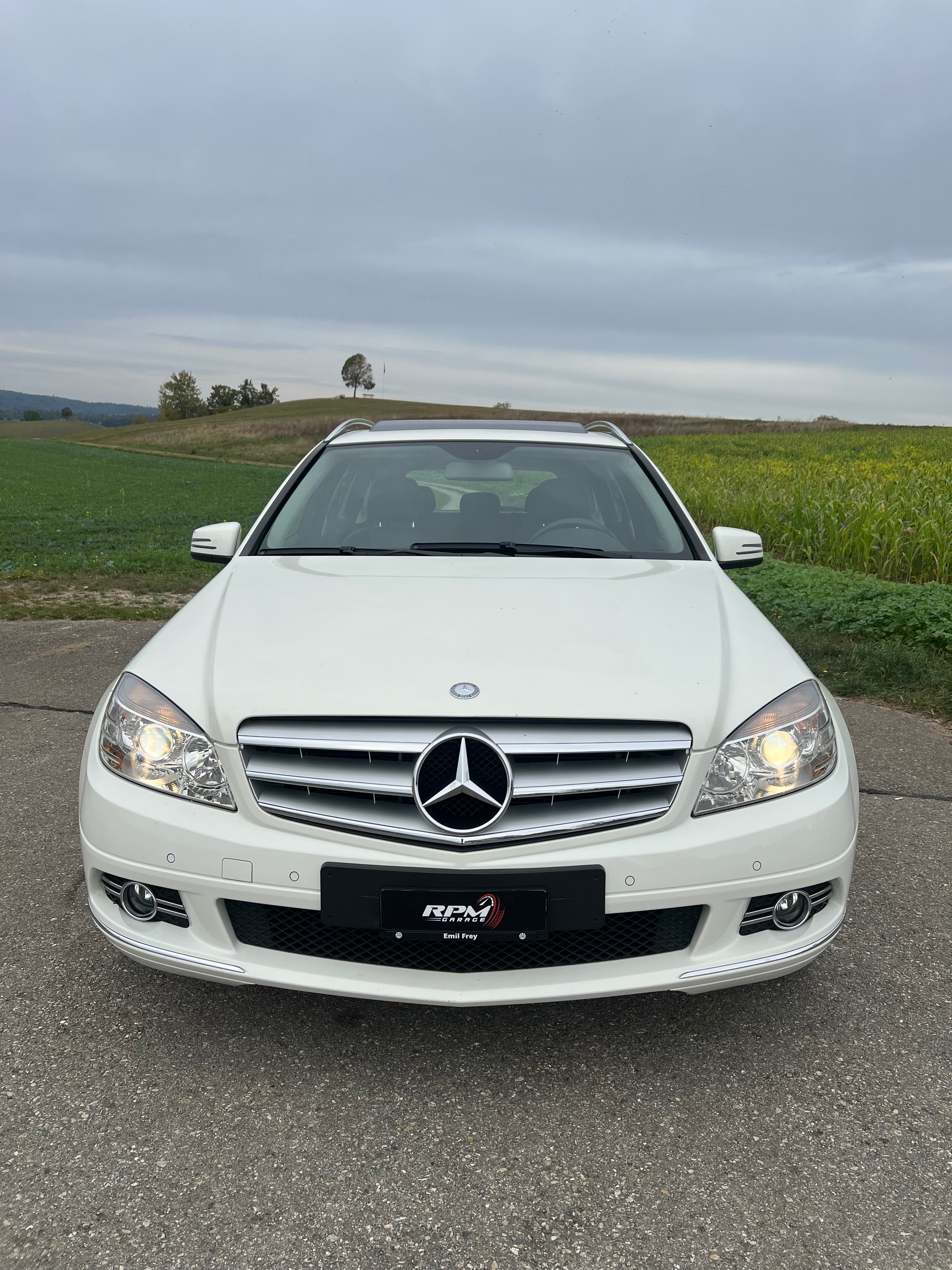 Car photo