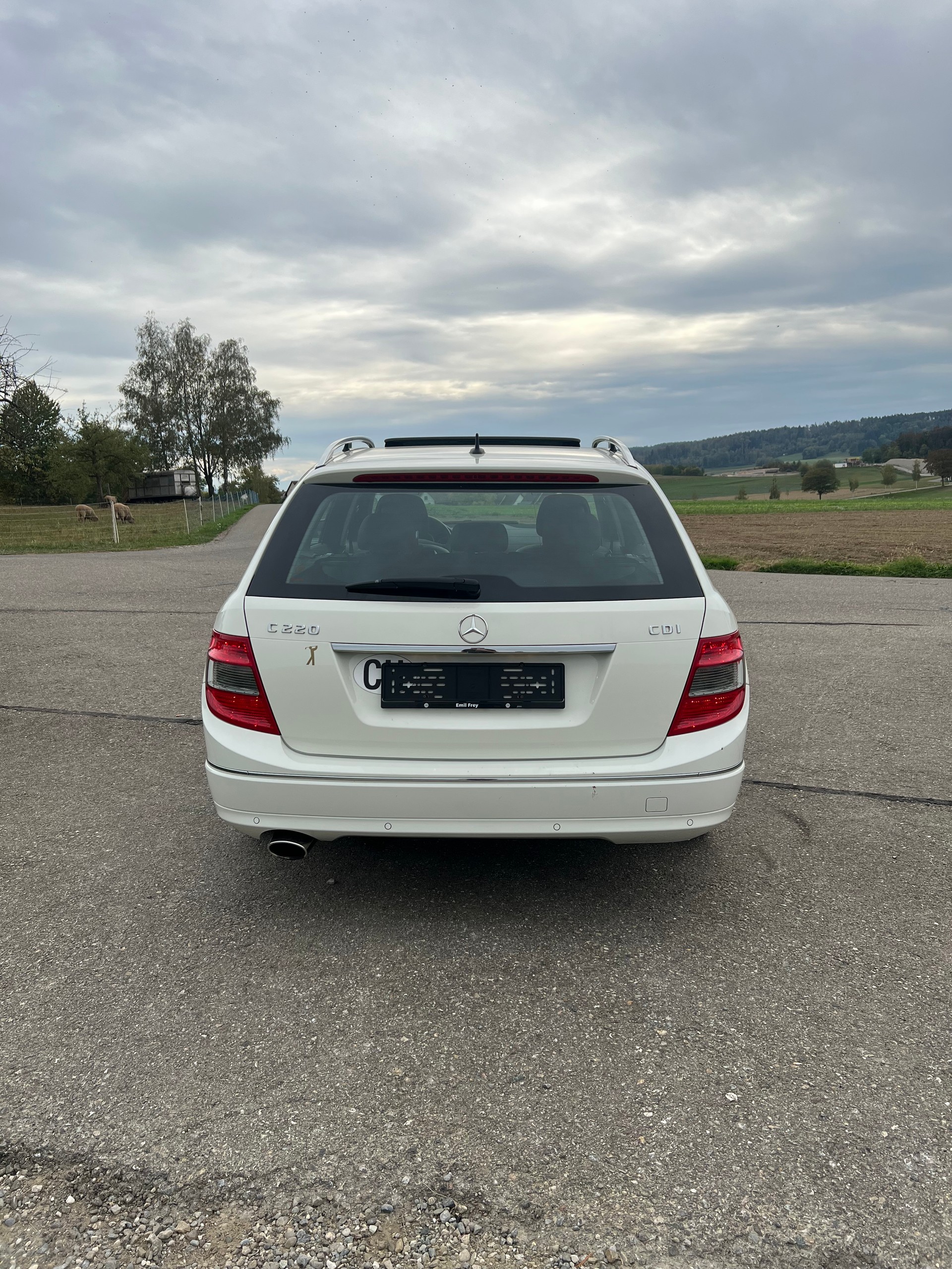 MERCEDES-BENZ C 220 CDI BlueEfficiency Avantgarde Automatic-image-4