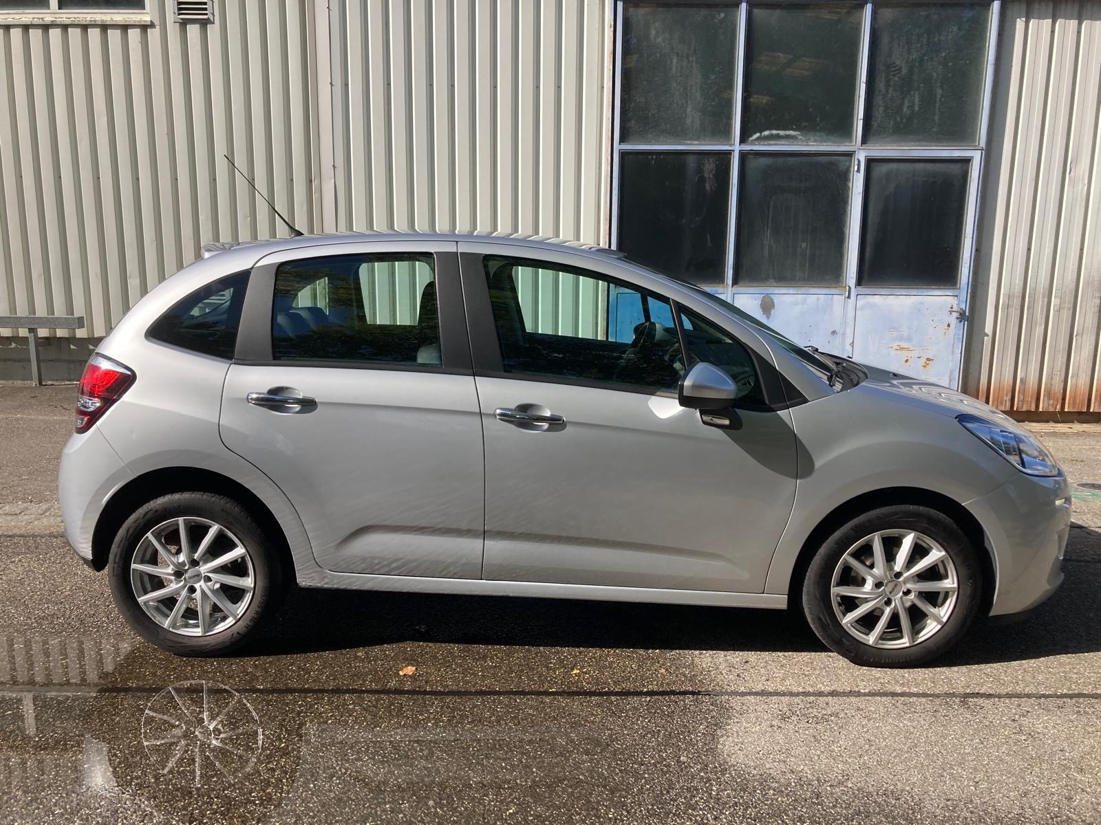 CITROEN C3 1.2i Exclusive ETG5-image-3