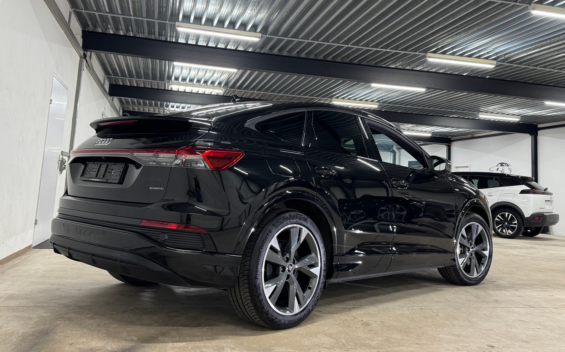 AUDI Q4 Sportback e-tron 50 S-Line quattro Black-Optik 300PS / Wärmepumpe-image-4