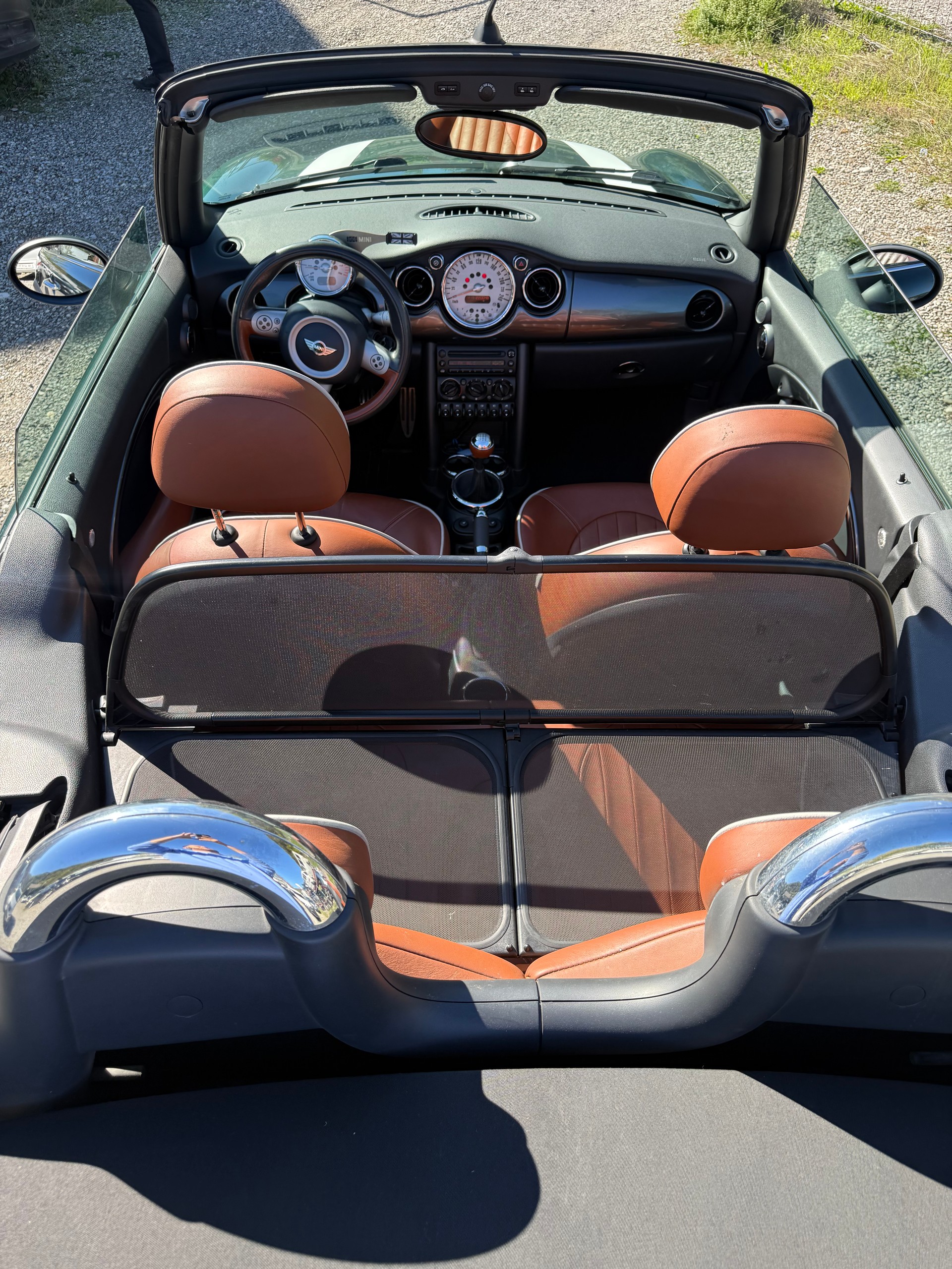 MINI Cooper S Cabriolet-image-6