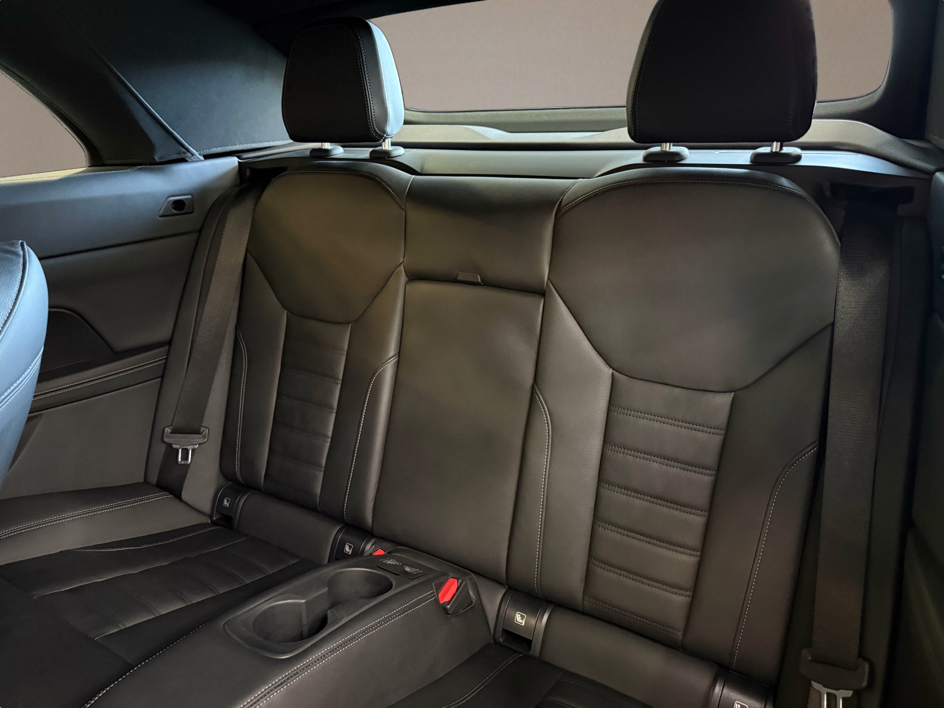 BMW 430i xDrive Cabriolet M Sport Steptronic-image-15