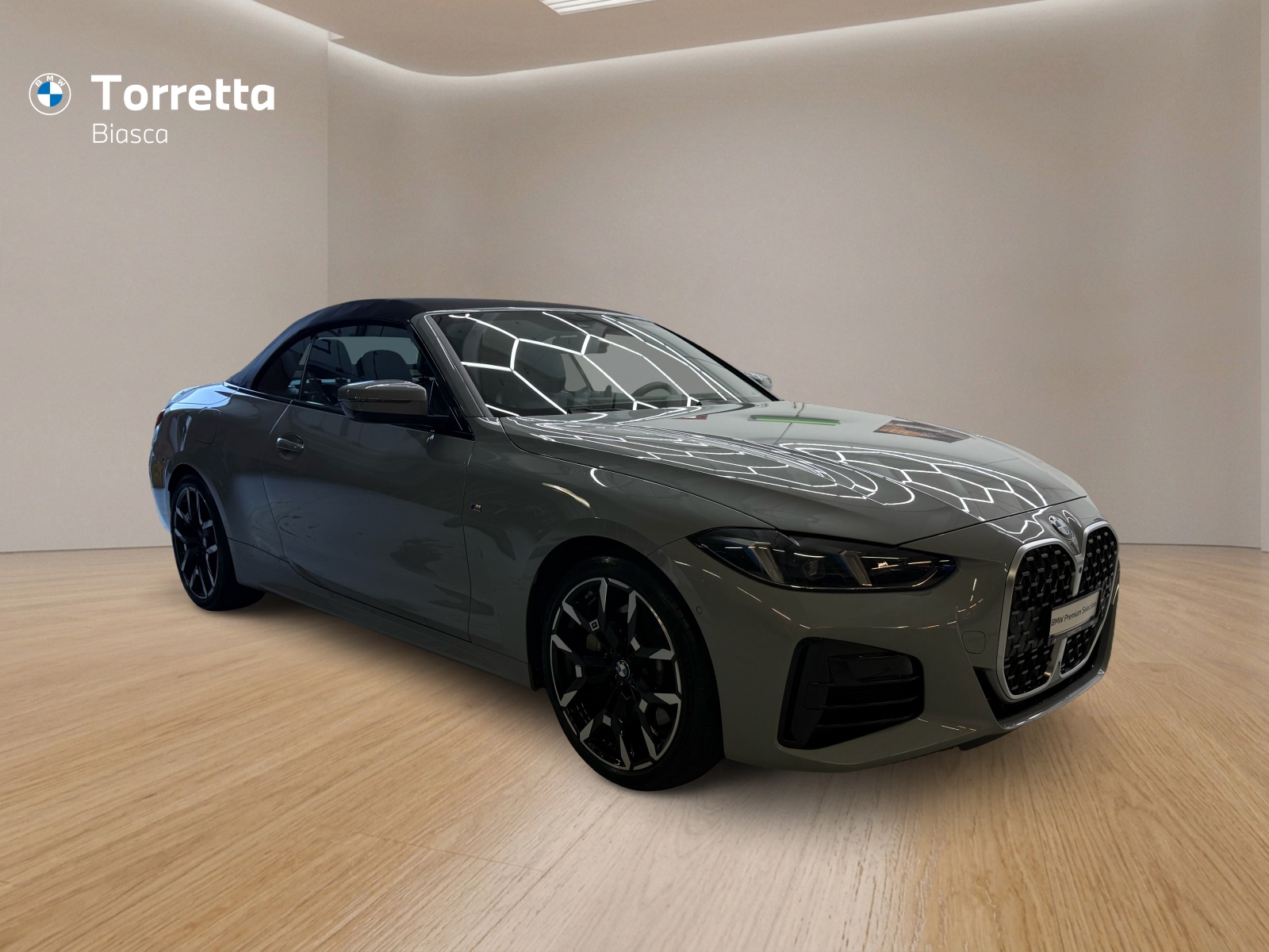 BMW 430i xDrive Cabriolet M Sport Steptronic-image-5